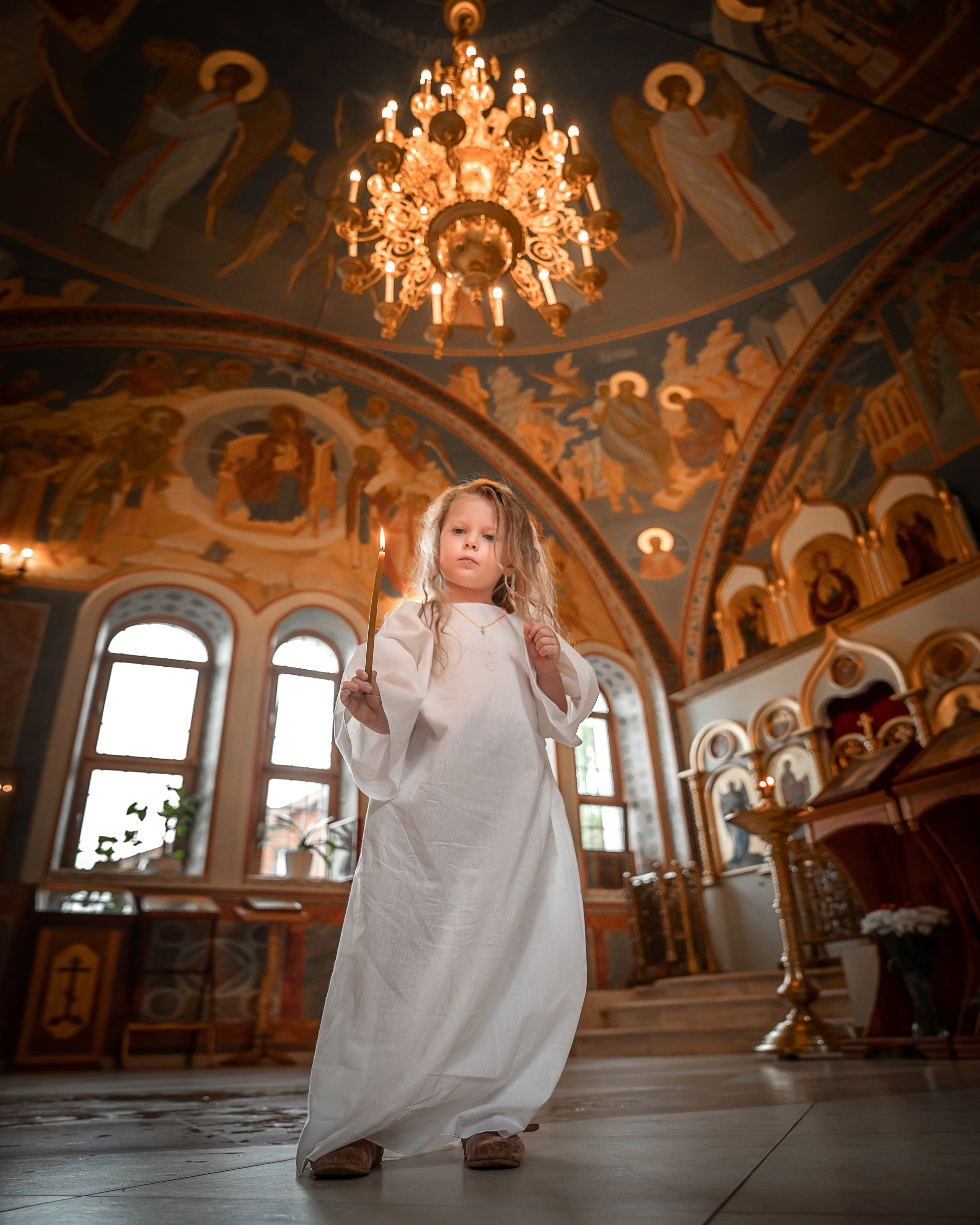 Профессиональная фото и видеосъёмка таинств крещения и венчания, профессиональный фотограф на  крещение венчание Москва в Трахонеево Химки