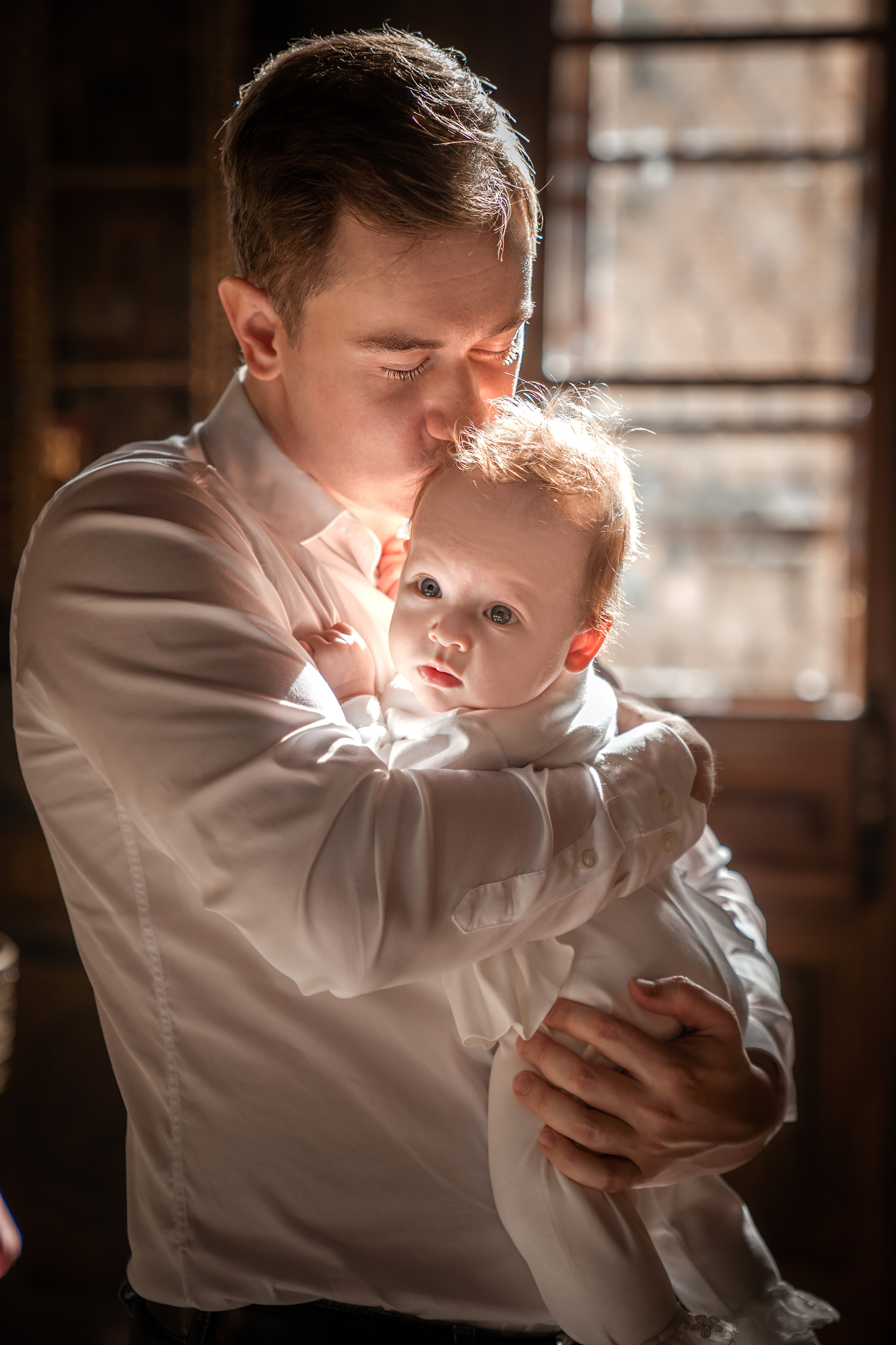 Профессиональная фото и видеосъёмка таинств крещения и венчания, профессиональный фотограф на  крещение венчание Москва, Крещение в Храме Воскресение Словущего в Даниловской слободе