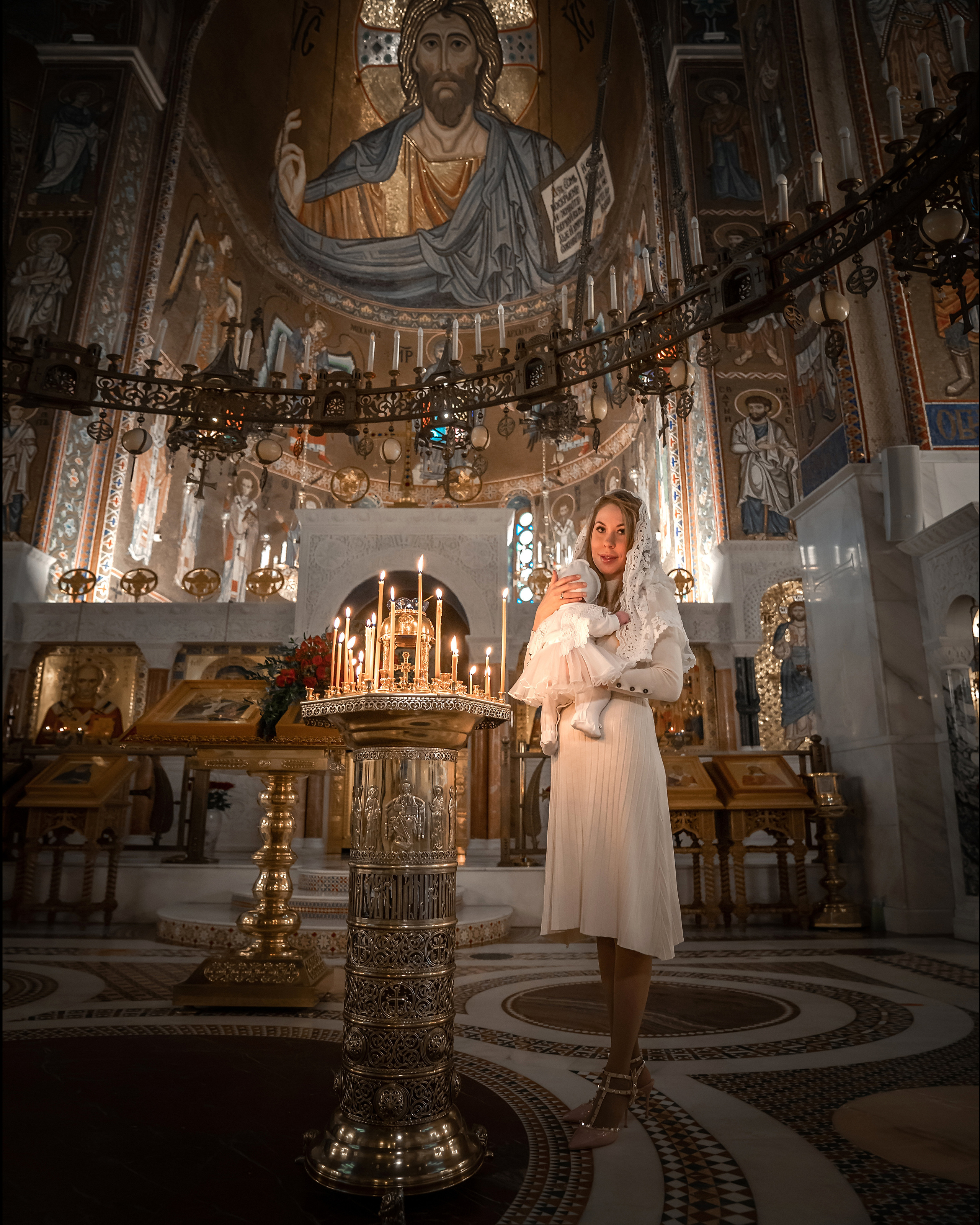 Профессиональная фото и видеосъёмка таинств крещения и венчания, профессиональный фотограф на  крещение венчание, крестины ребенка, крещение в Ясенево
