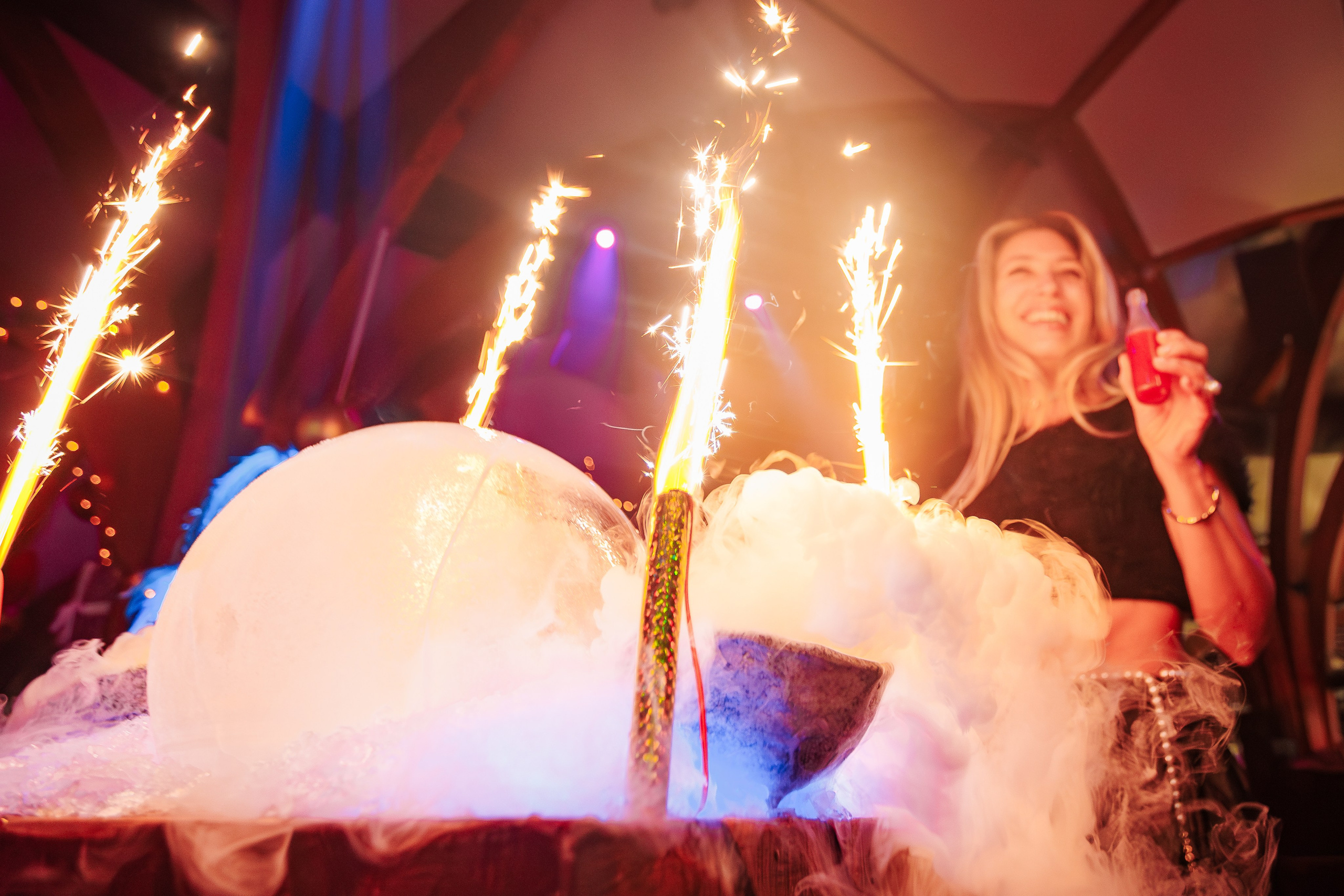 Городской корпоратив в PTIZZA_Ялта_29.12.2025. Аминов Руслан | Фотограф