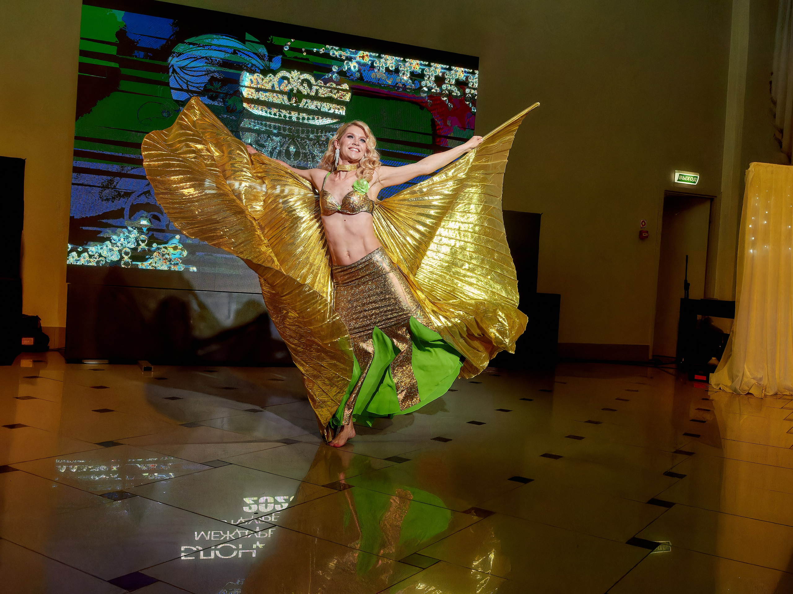 Блондинка Междуреченска. Семейный и детский фотограф в Междуреченск Олег Бамбульский