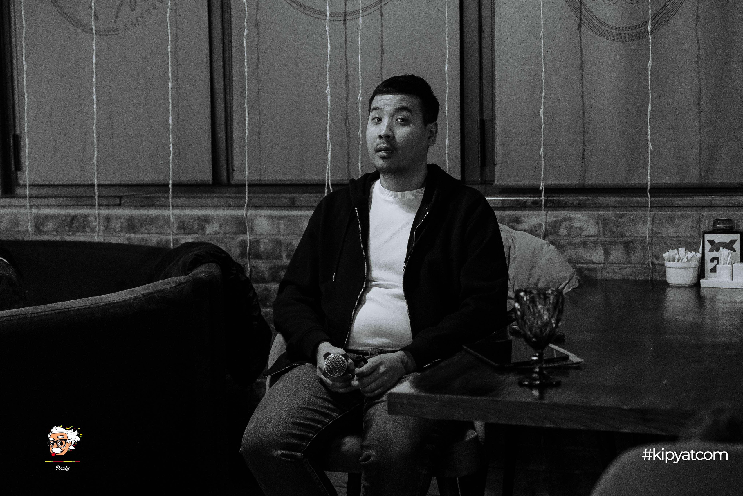 Эйнштейн Party