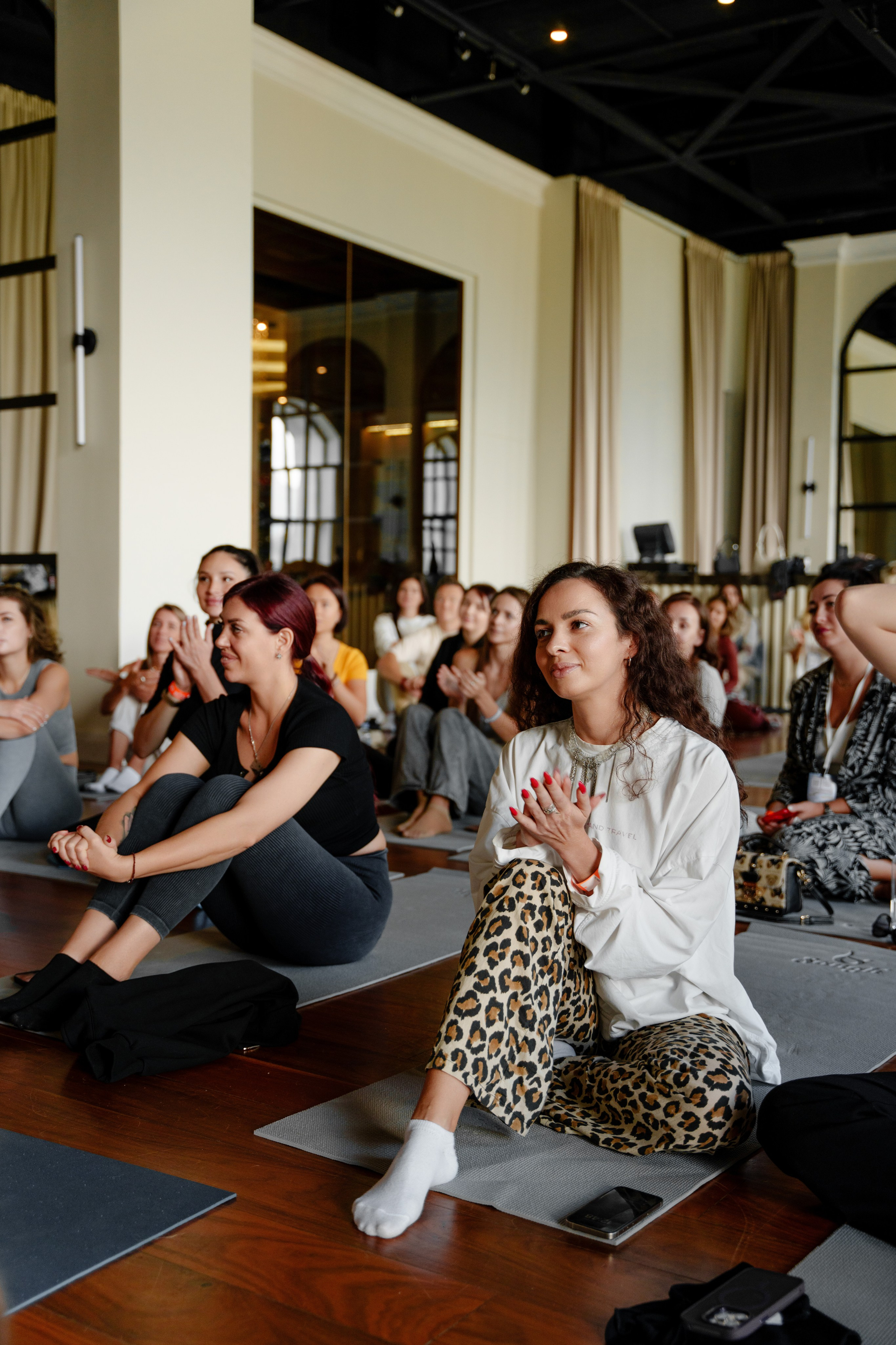 Репортажный фотограф телесных и духовных практик в Красной поляне 960. Репортажный фотограф Москва Сергей Дружинин