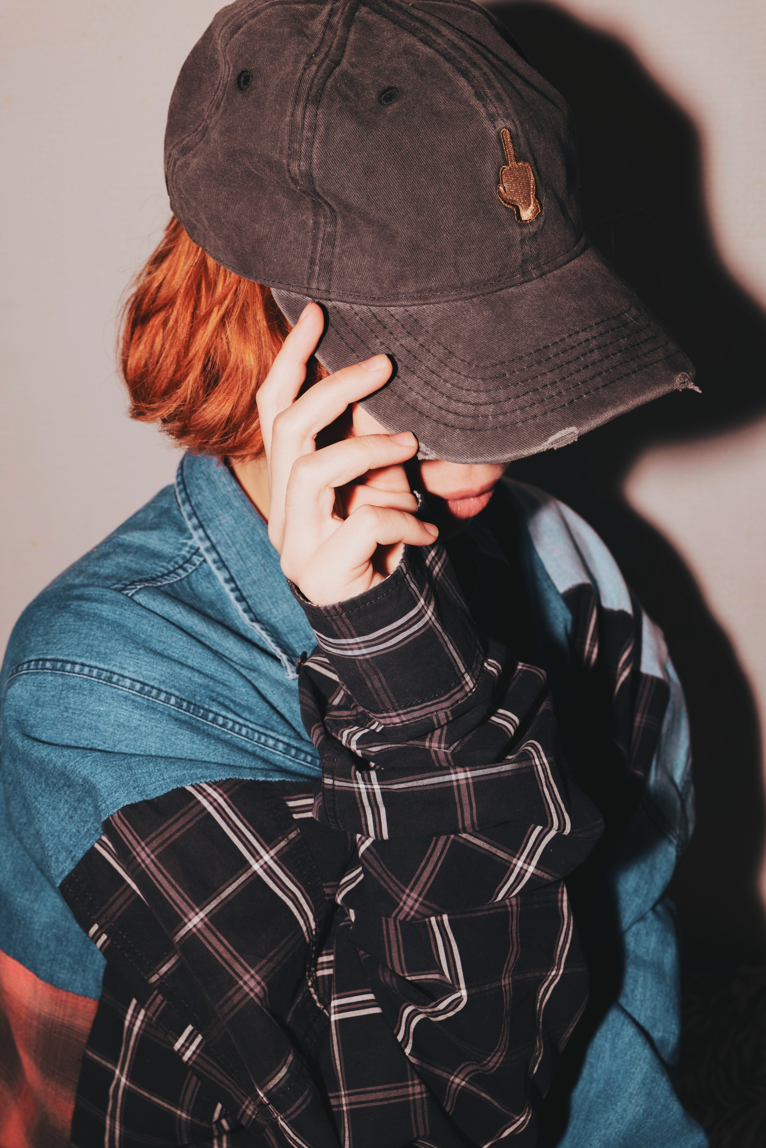 Лу, простой свет в падике. Портретный фотограф из Москвы. Павел Попов