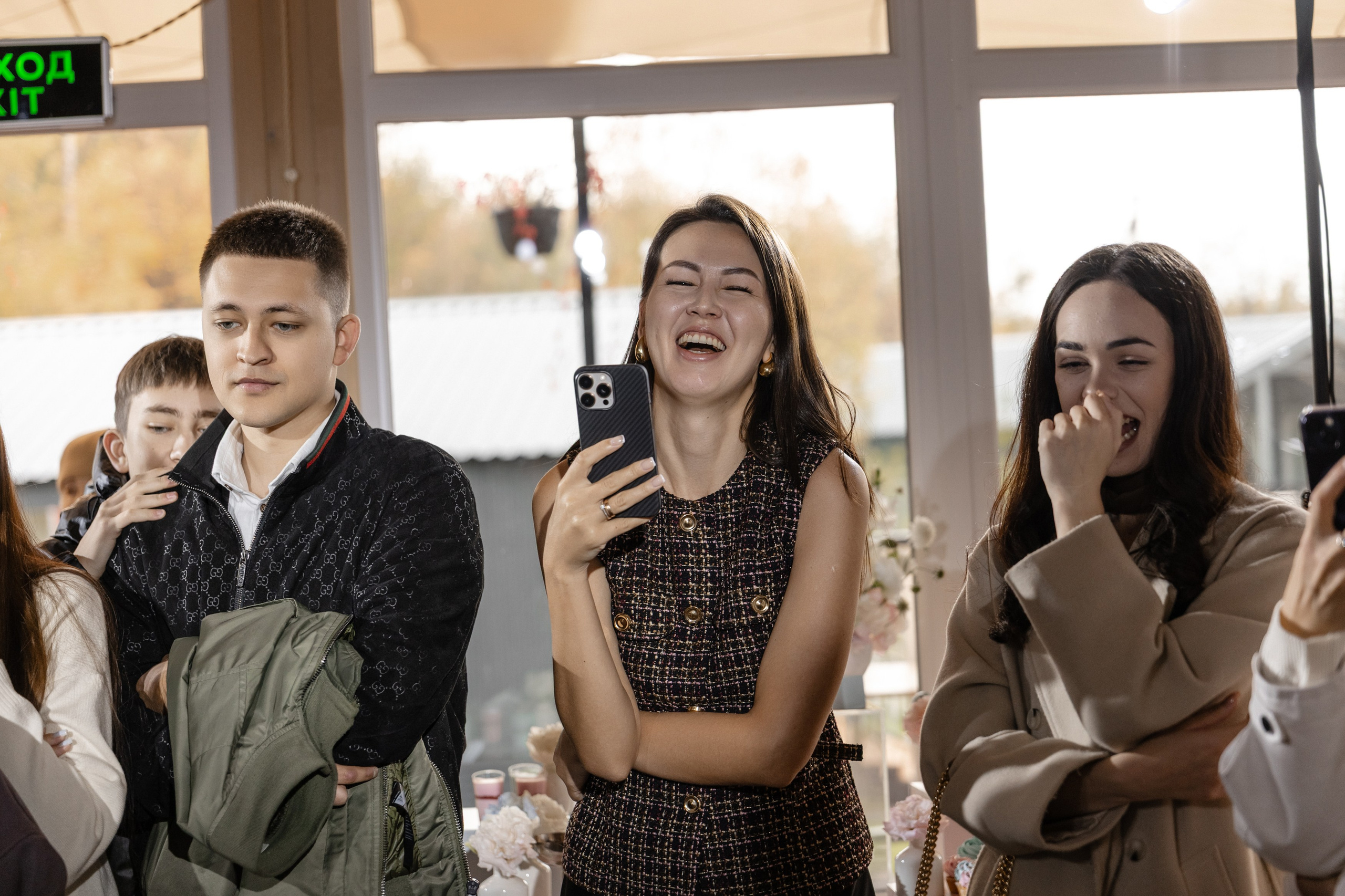 Гендер-пати в большом кругу. Свадебный фотограф в Уфе Лилия Сова