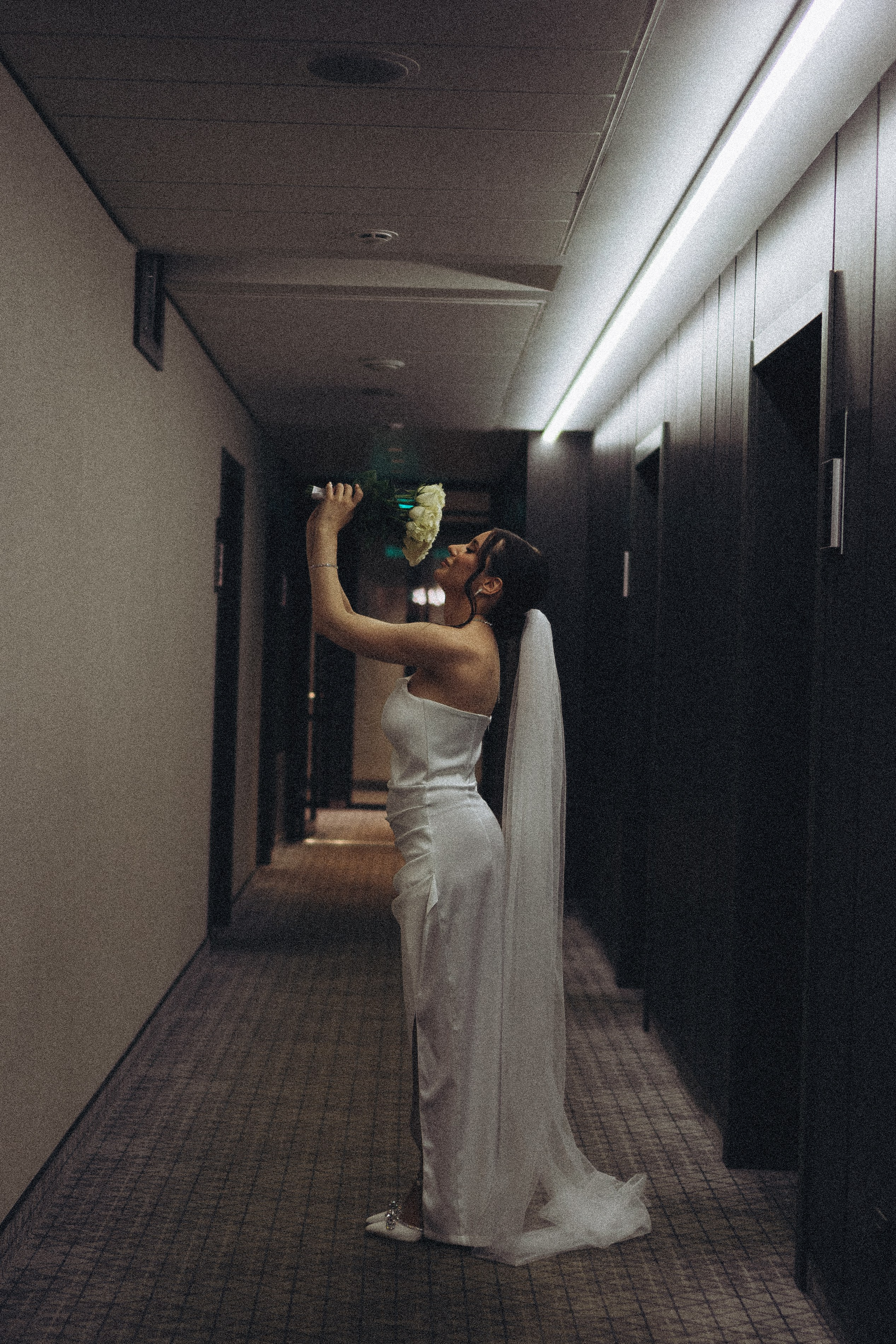 СВАДЕБНАЯ СЬЕМКА СБОРОВ ЖЕНИХА И НЕВЕСТЫ В ОТЕЛЕ И ТАКЖЕ ФОТОСЕССИИЯ В ОТЕЛЕЕ МЕГАПОЛИС БРЯНСК. Профессиональный фотограф, Санкт-Петербург — Виктория Богомолова