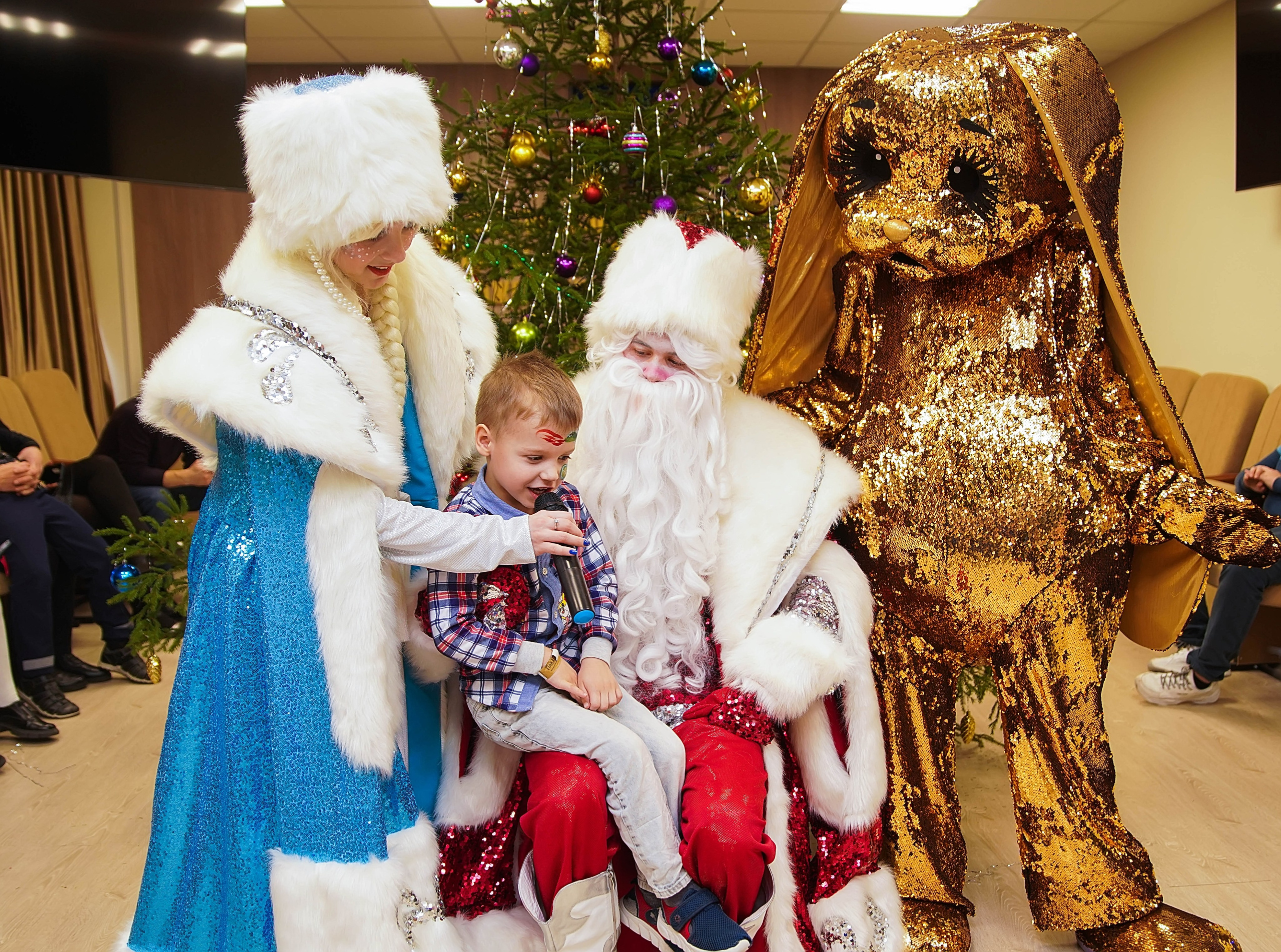Елка НБД банк. Семейный и детский фотограф в Нижнем Новгороде