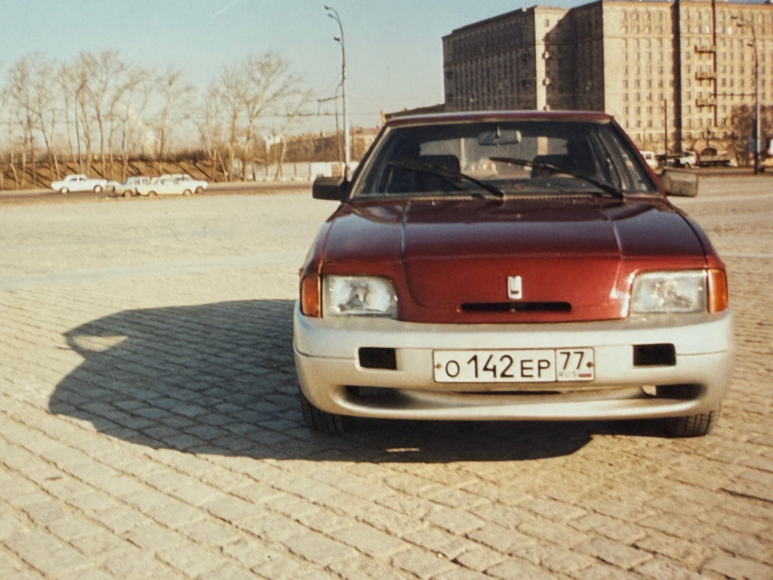 Аэродинамический обвес АЗЛК 2141. Художник Александр Захаров