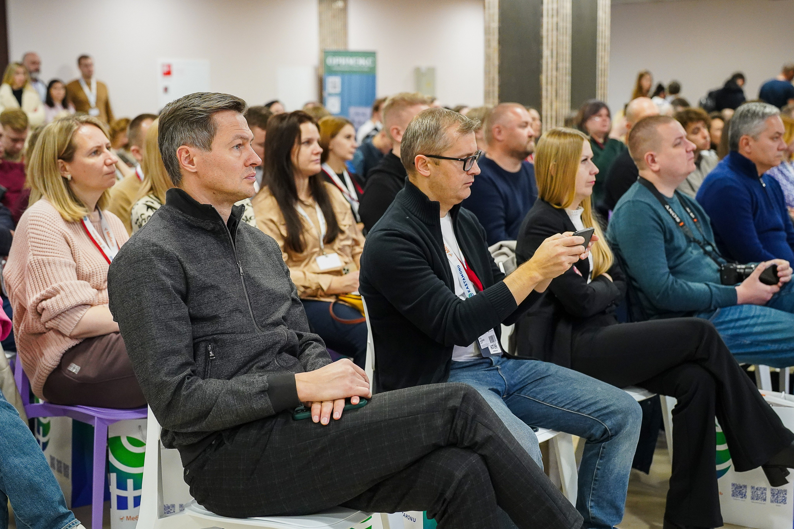 Фотограф b2b фотосъемка b2b фотограф на выставку конференцию форум. Фотограф b2b на выставки, конференции, форумы в Москве