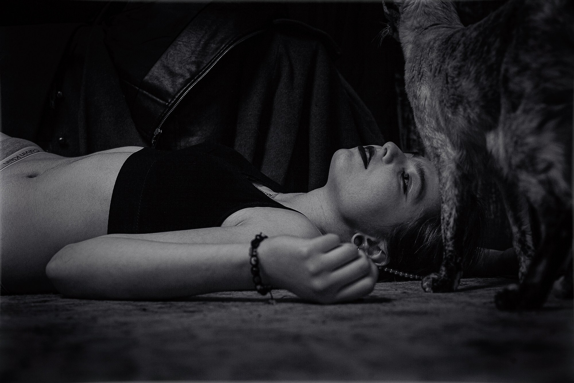 Элина. Домашняя студия. RawCat. Портретная фотография Екатеринбург