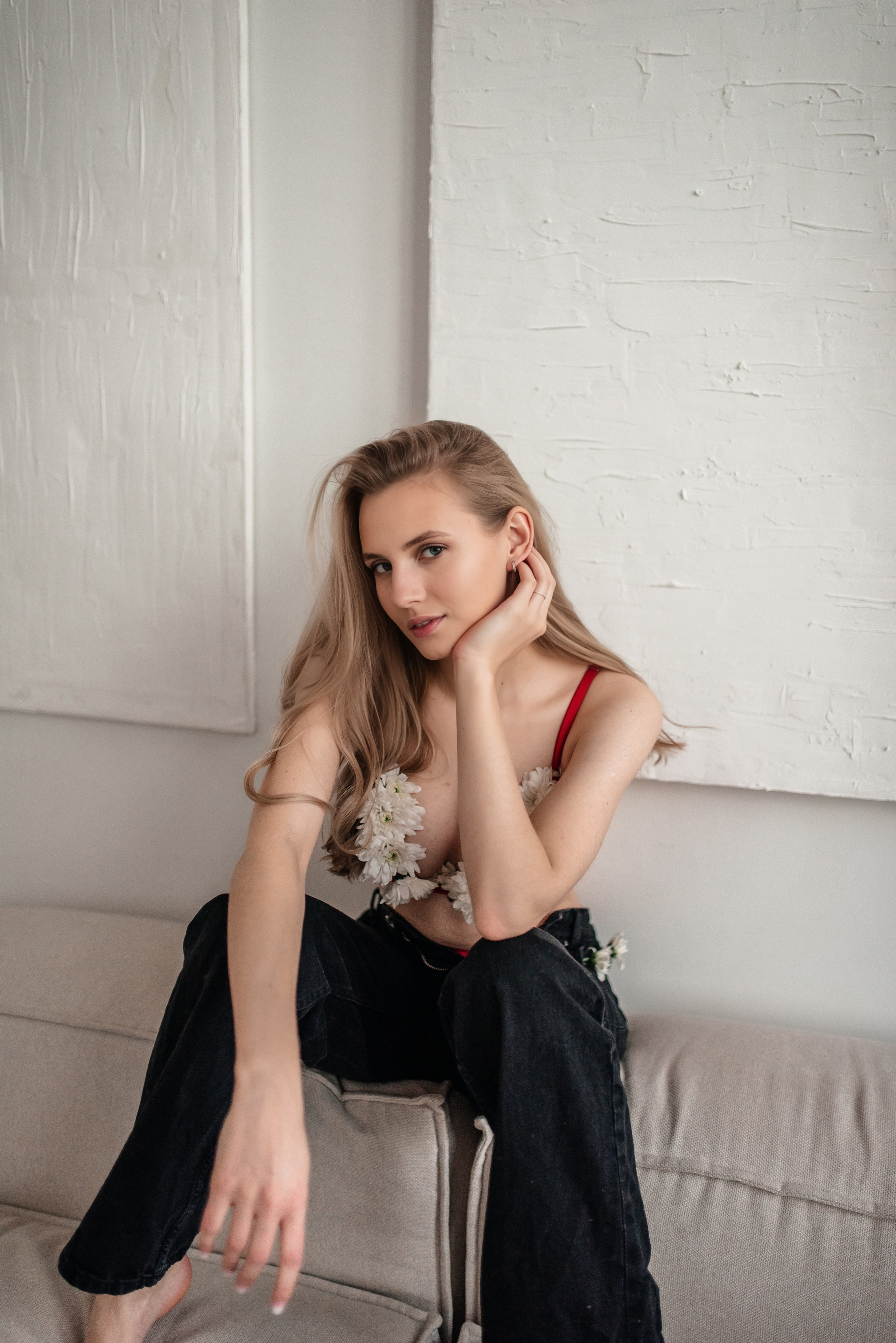 Диона, 2024. Главная