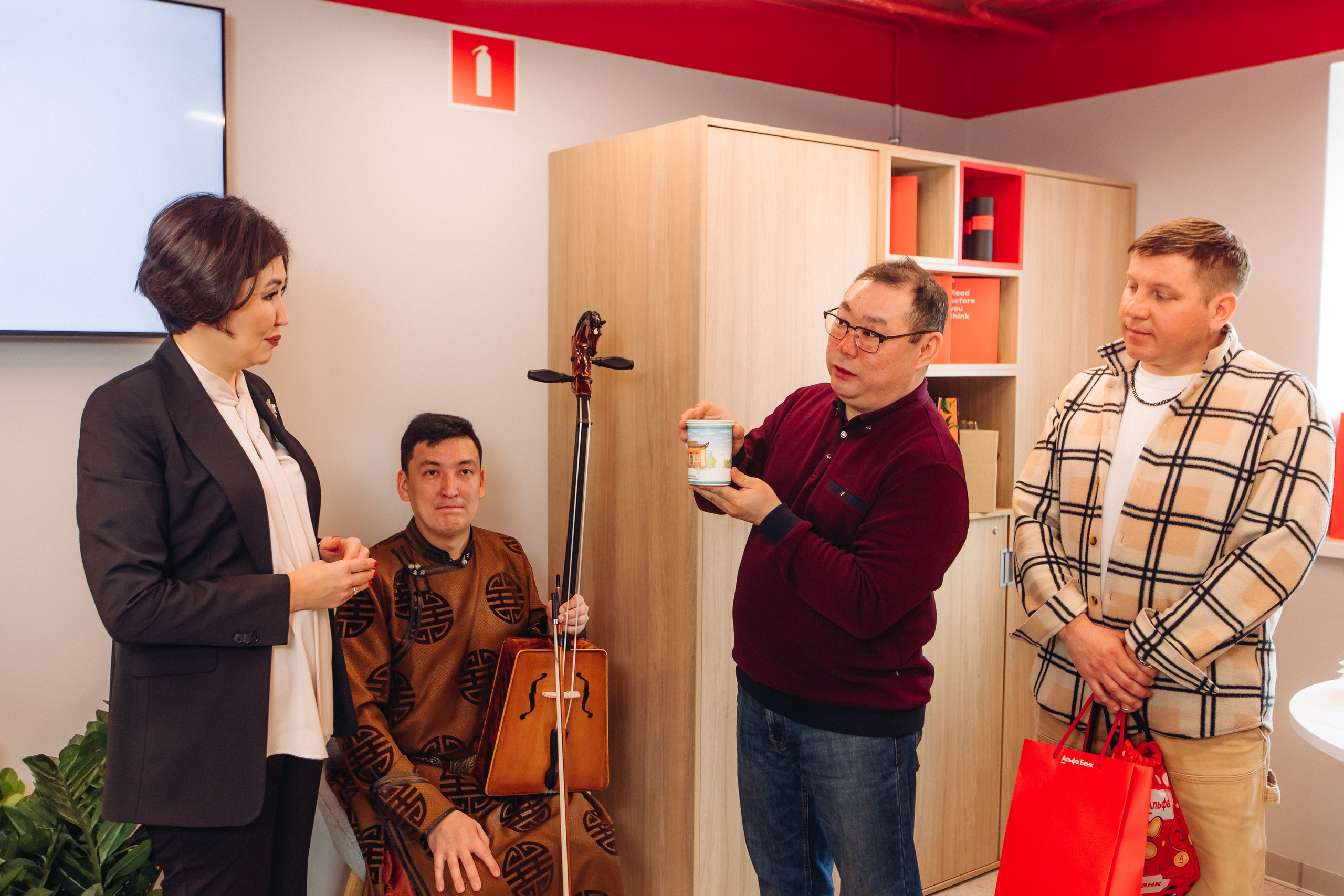 Открытие офиса Алфа банк. Свадебный и семейный фотограф в Улан-Удэ