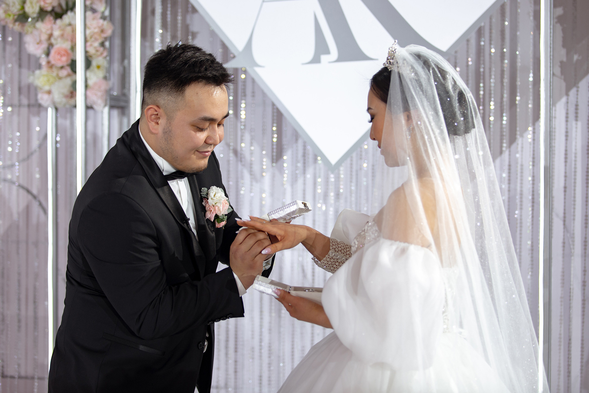 Анонс свадьбы Артура и Кристины. Фотограф во Владивостоке Антон Блохин