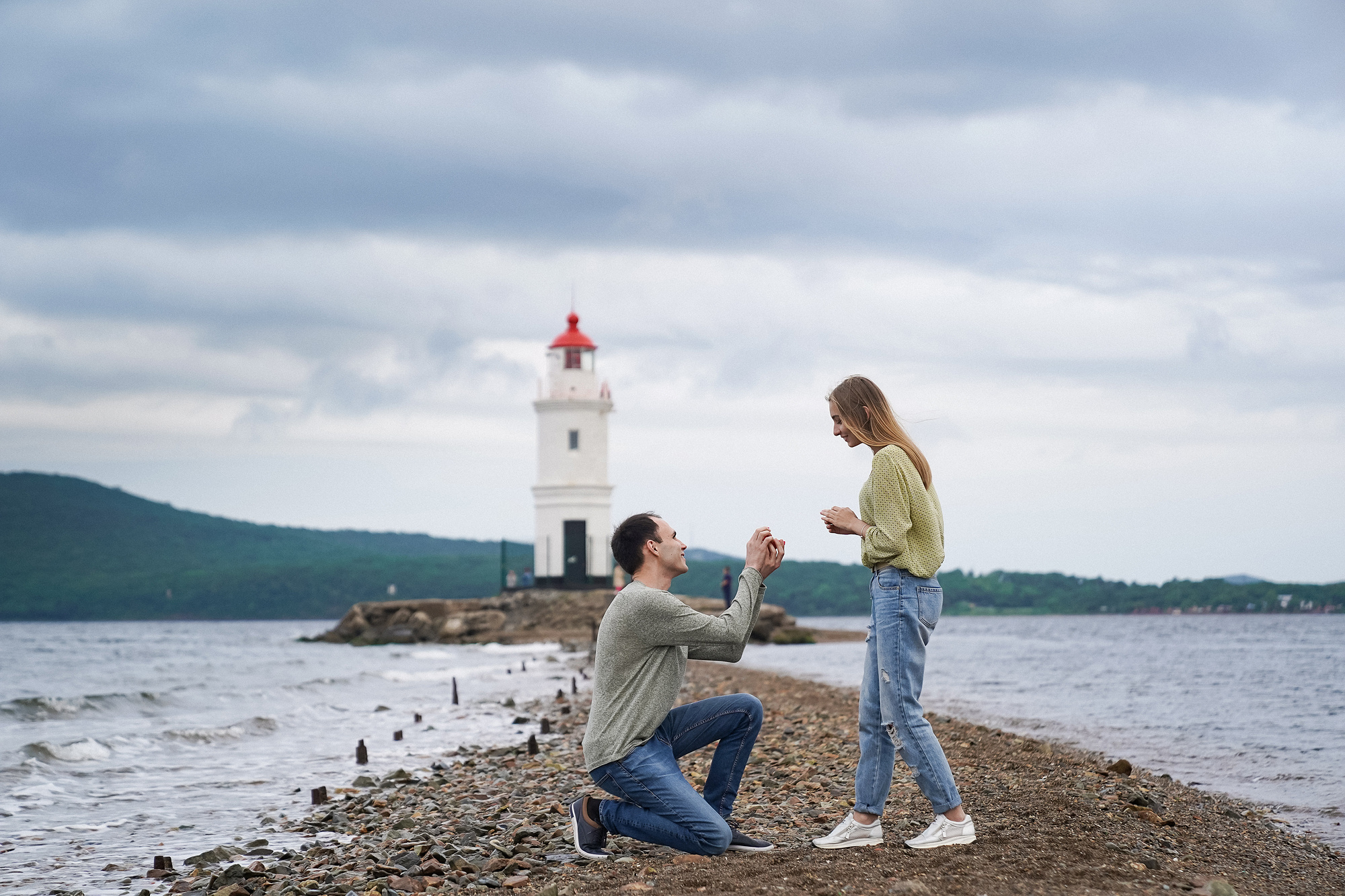 ОНА СКАЗАЛА ЕМУ ДА!