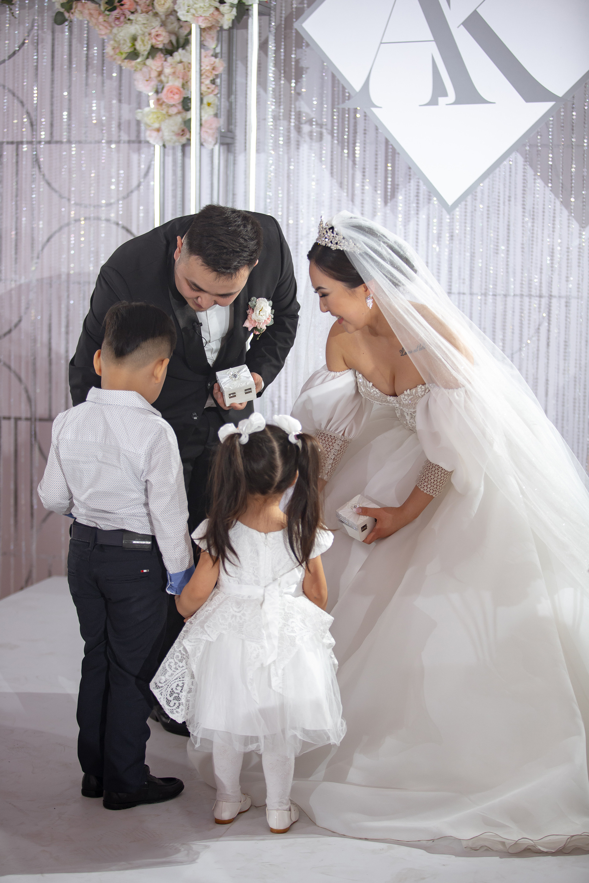 Анонс свадьбы Артура и Кристины. Фотограф во Владивостоке Антон Блохин