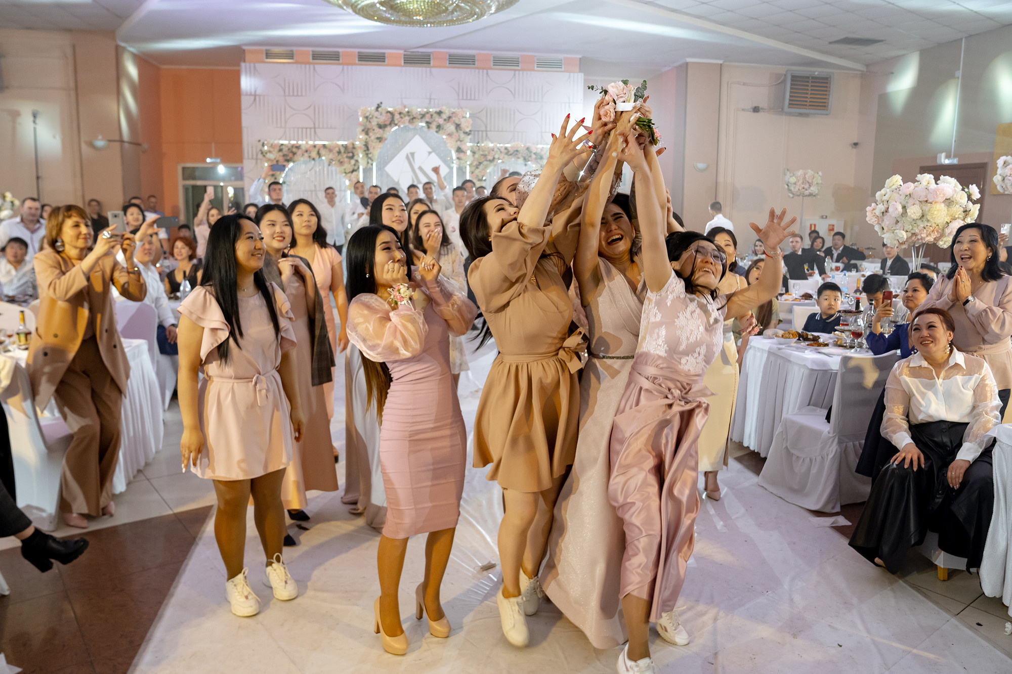 Анонс свадьбы Артура и Кристины. Фотограф во Владивостоке Антон Блохин