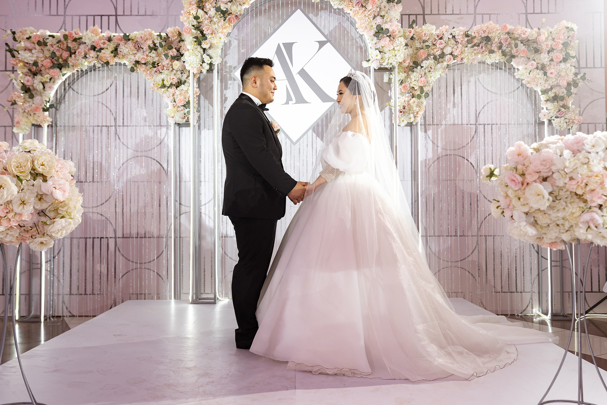 Анонс свадьбы Артура и Кристины. Фотограф во Владивостоке Антон Блохин