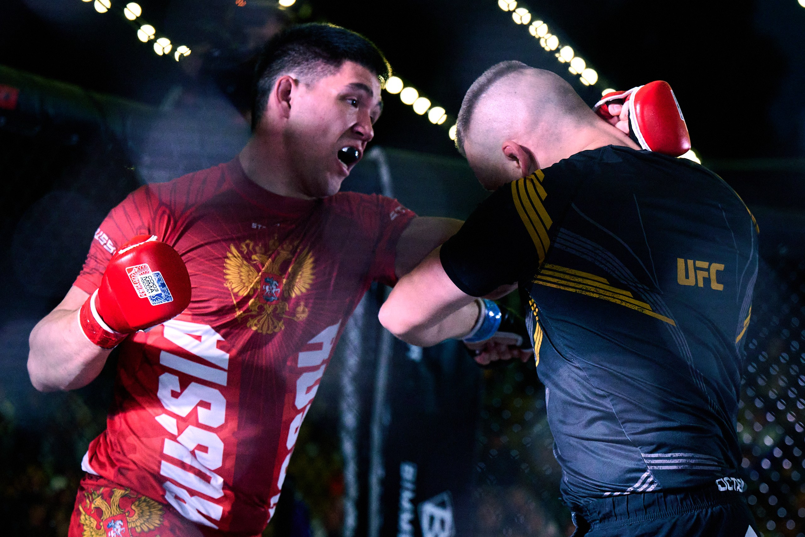 ММА. Битва на Иже-4. Спортивный репортажный фотограф в Ижевске Сергей Мерзляков