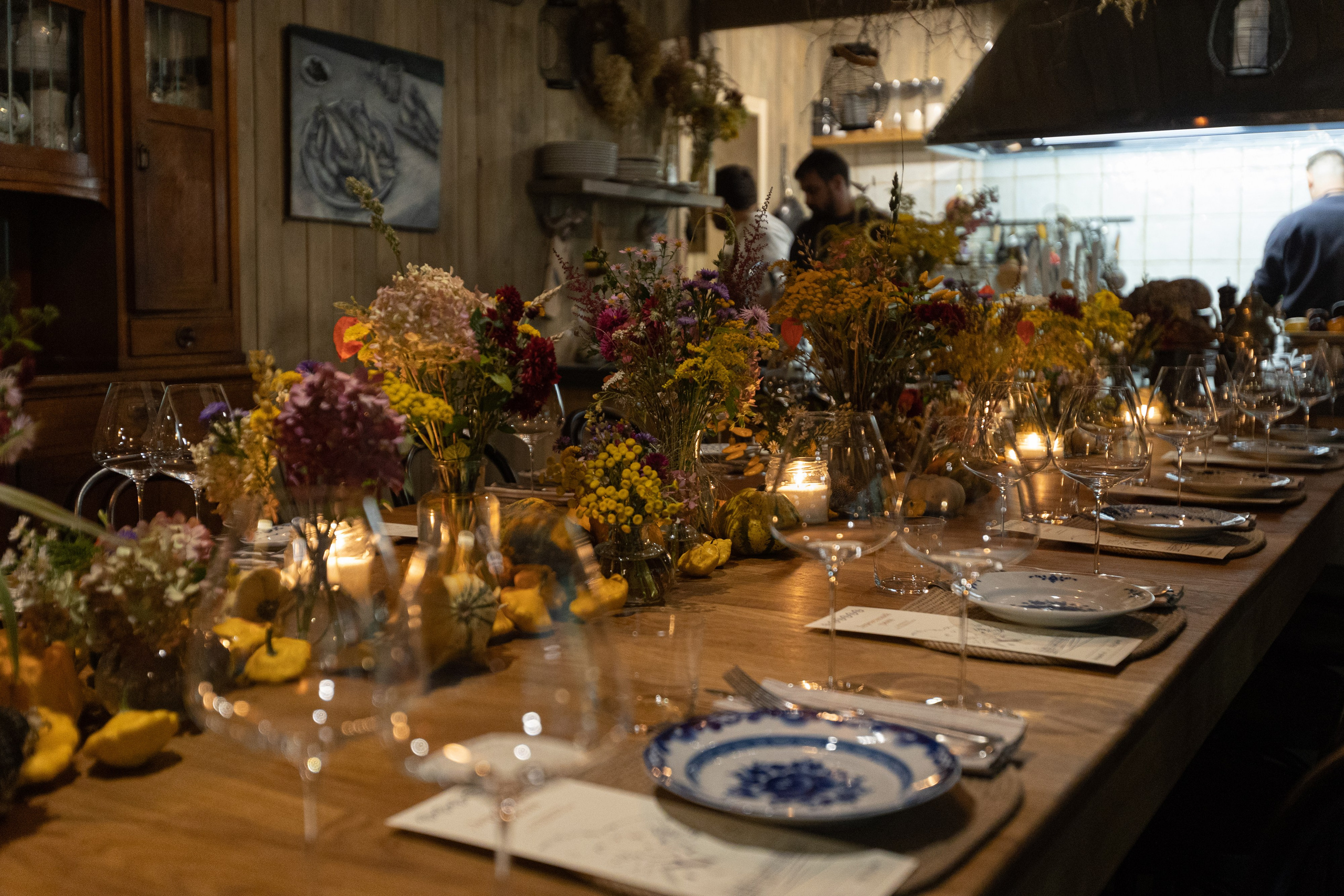 B U R G U N D Y. H O M E