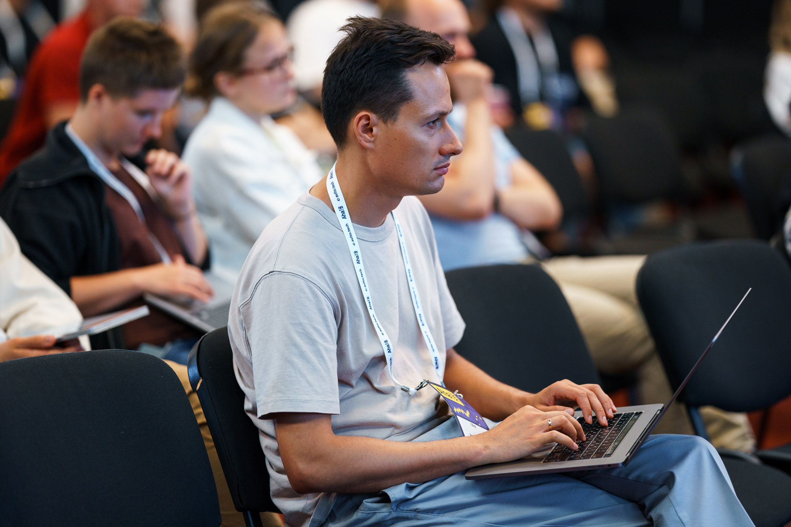 Aha! — 8 июля 2022. Фотобанк Матемаркетинг