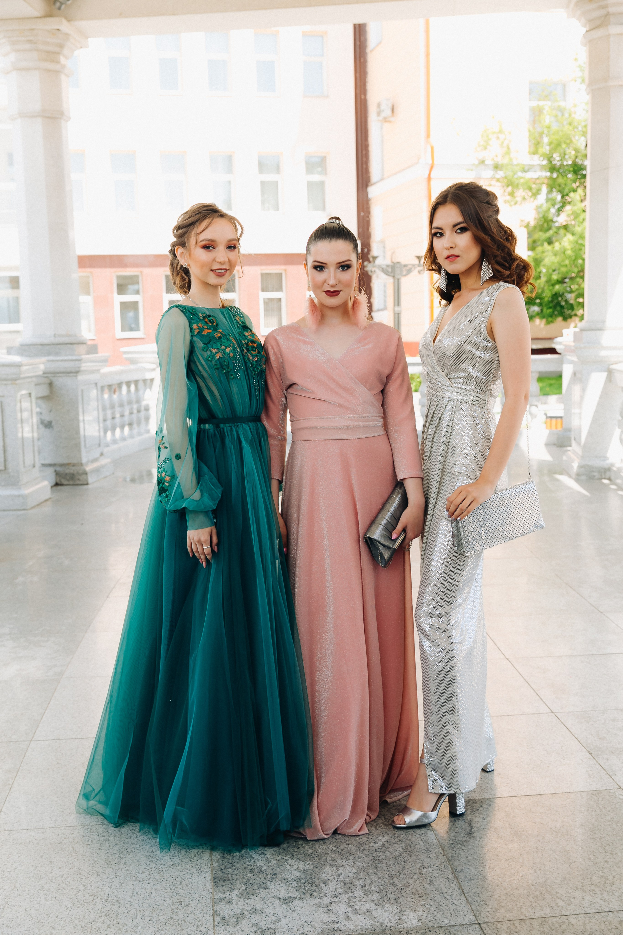 Вручение аттестатов 14 Гимназия. Свадебный и семейный фотограф в Улан-Удэ