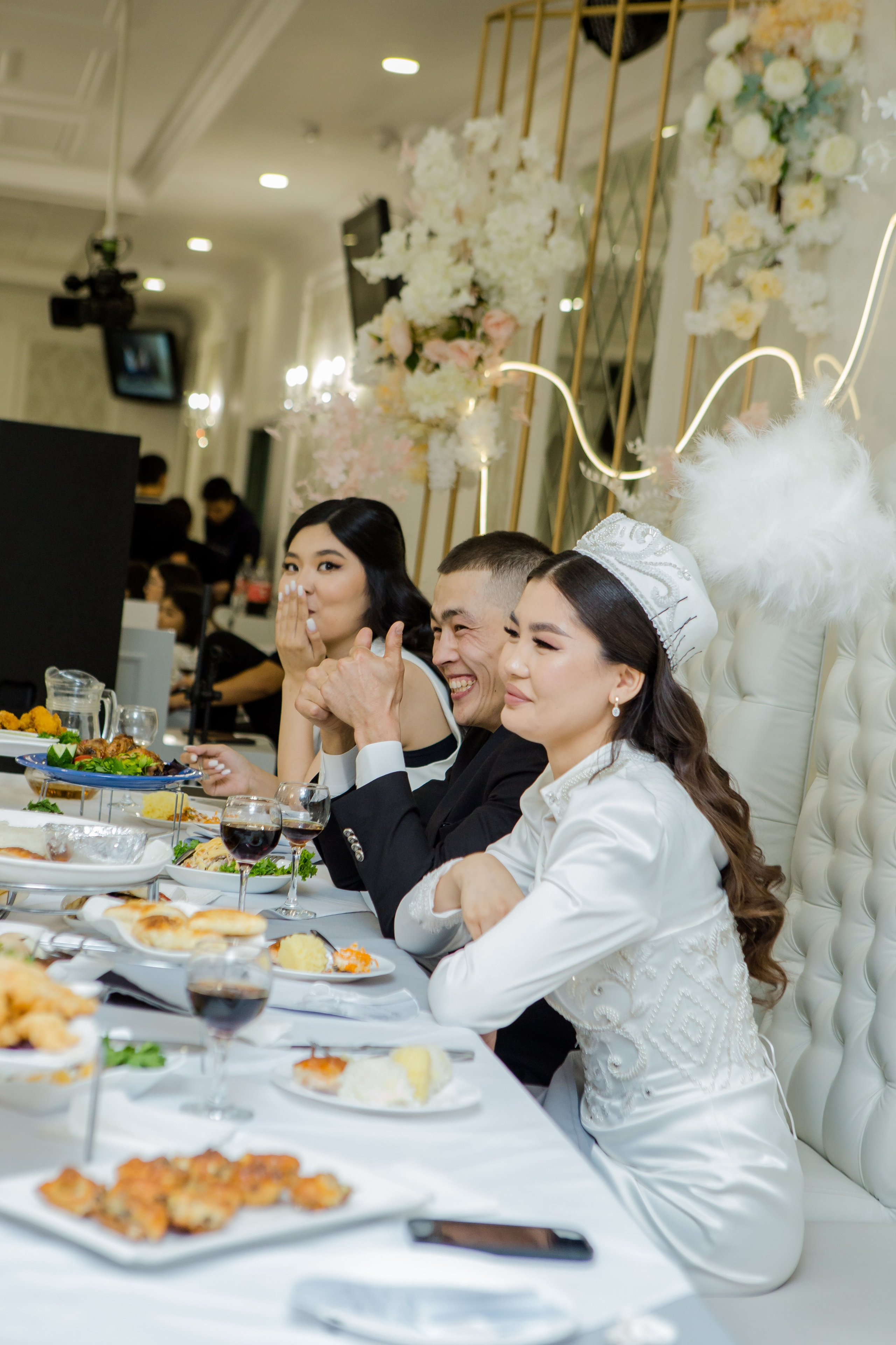 QYZ UZATU ZHADYRA. Свадебный и репортажный фотограф в Астане T.Yertay «Nomad media»