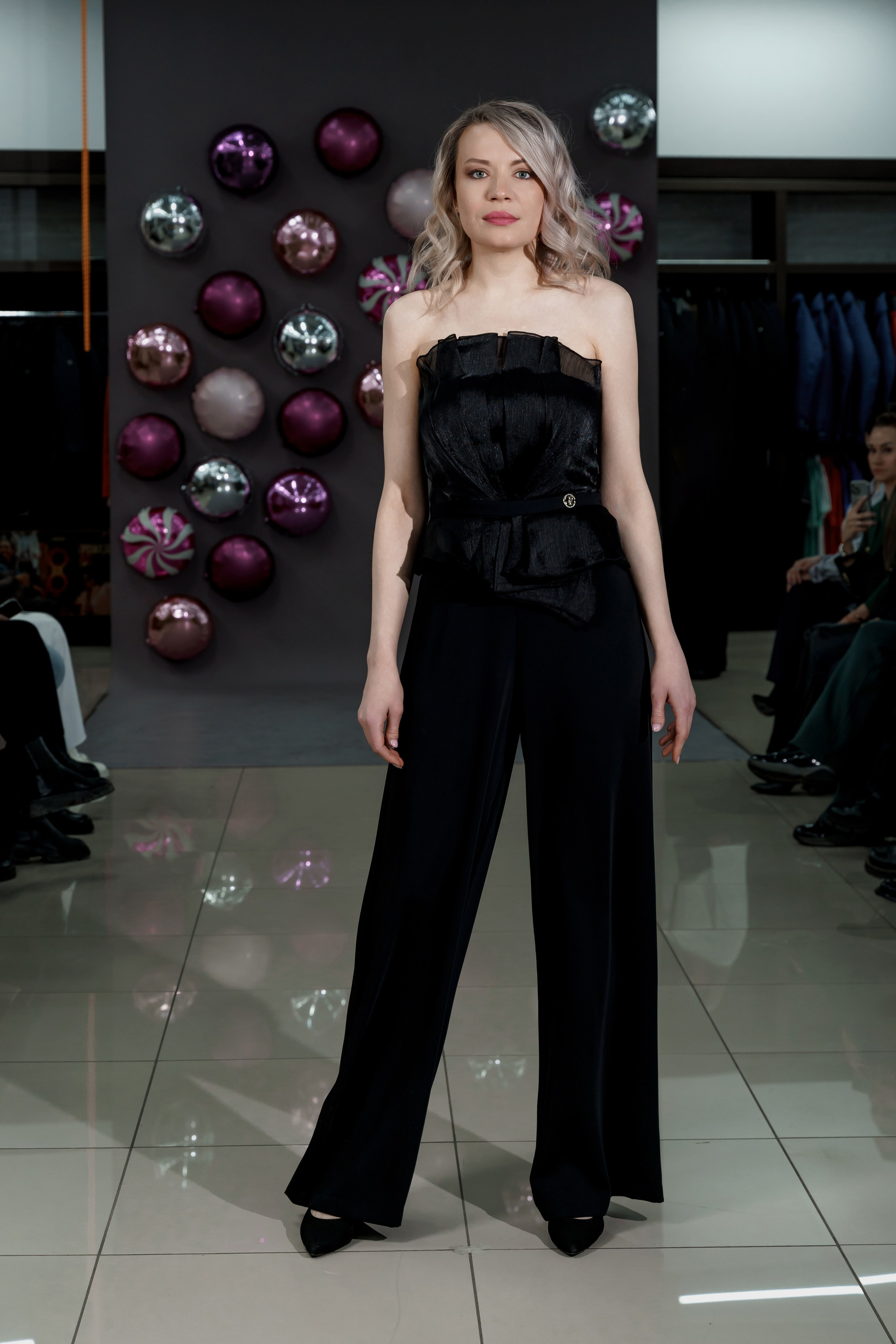 Фотосъемка показа мод для бренда. Фотограф Ким Наталья в Красноярске