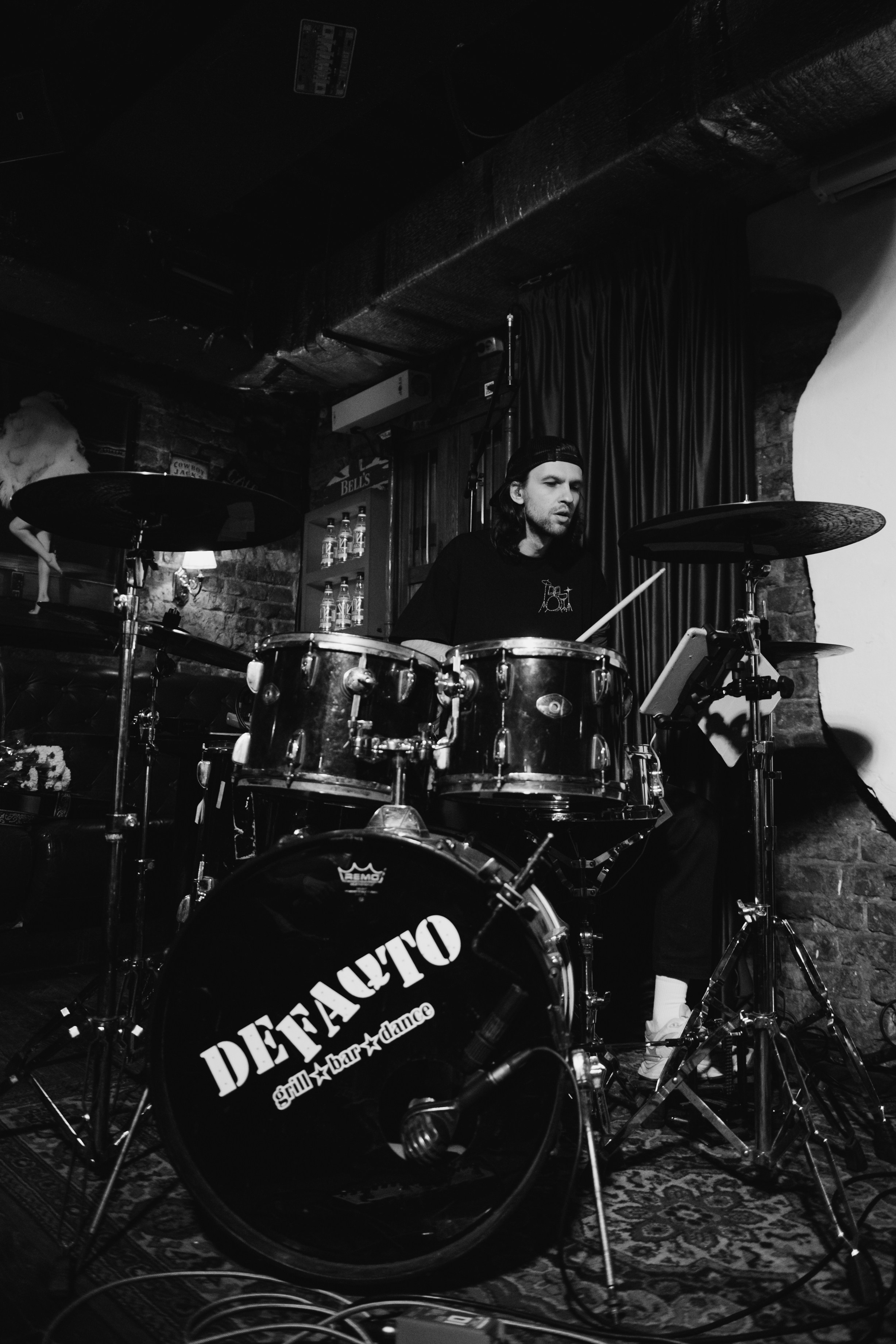 Концерт учеников Никиты Рукавицына в баре Defaqto