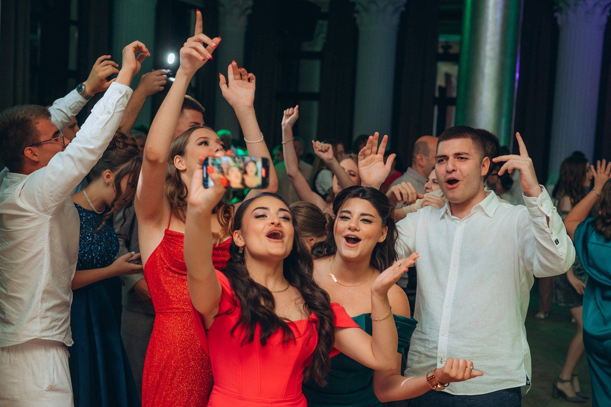 Выпускной 9-11классы. Выпускные книги Анапа Новороссийск Краснодар