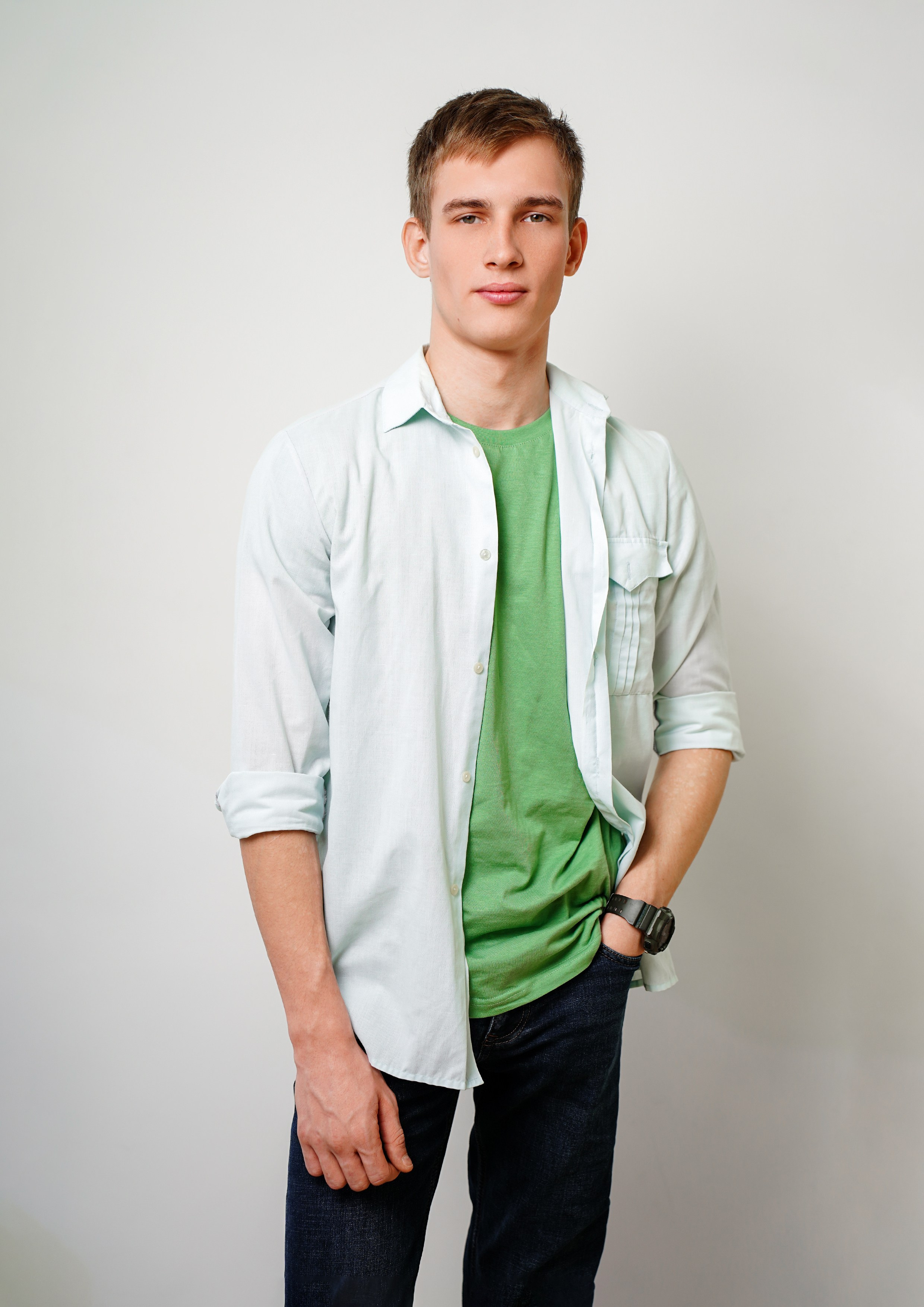 Образы. MEMENTO.Выпускные альбомы, школьные, юбилейные и другие книги. Ростов-на-Дону