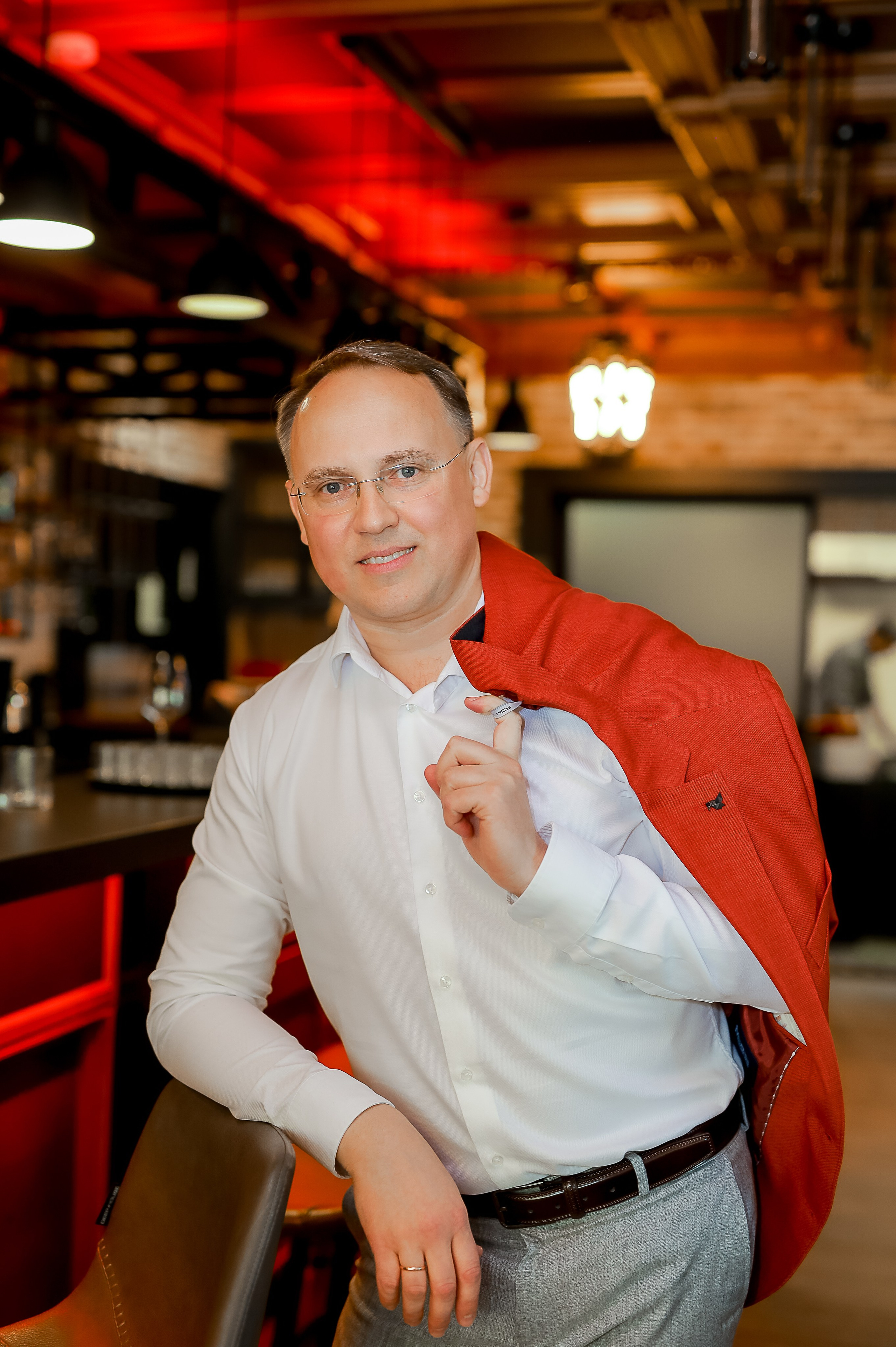 ЮРИЙ. 45 ЯРКИХ ИСТОРИЙ. Фотограф в Москве Ольга Колесникова