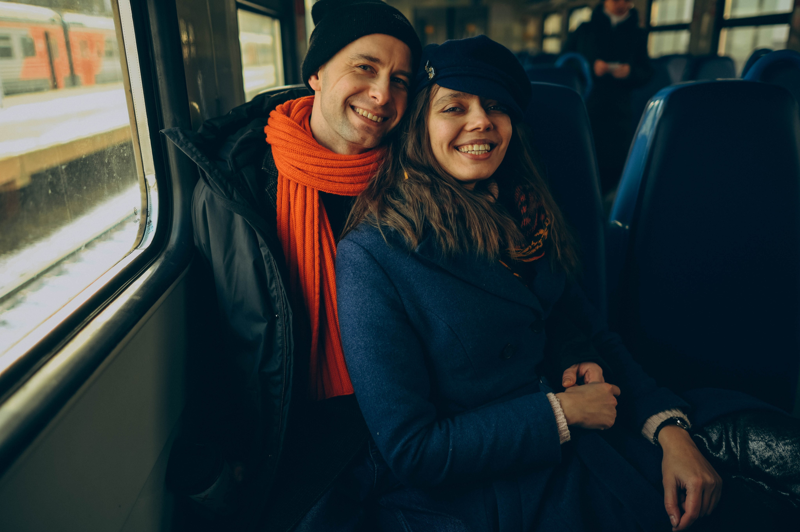 фотосессия love story фотосессия в электричке свадебный фотограф спб 