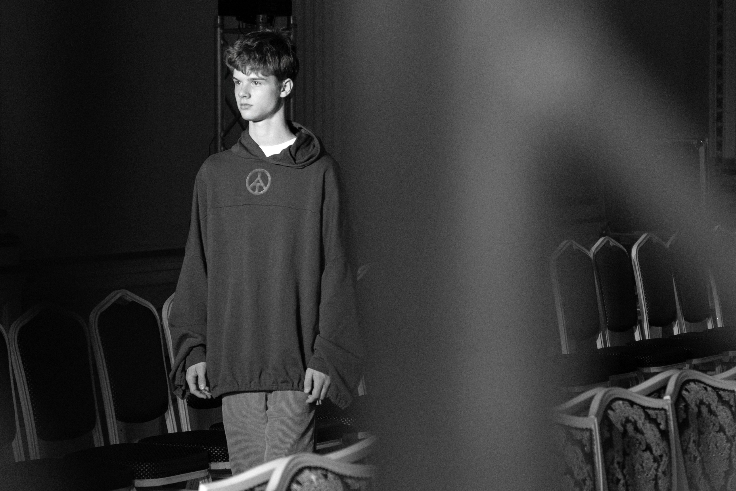 Belarusian Fashion Week 2025 BACKSTAGE. Ваш Event фотограф & Репортаж & Fashion & ИИ