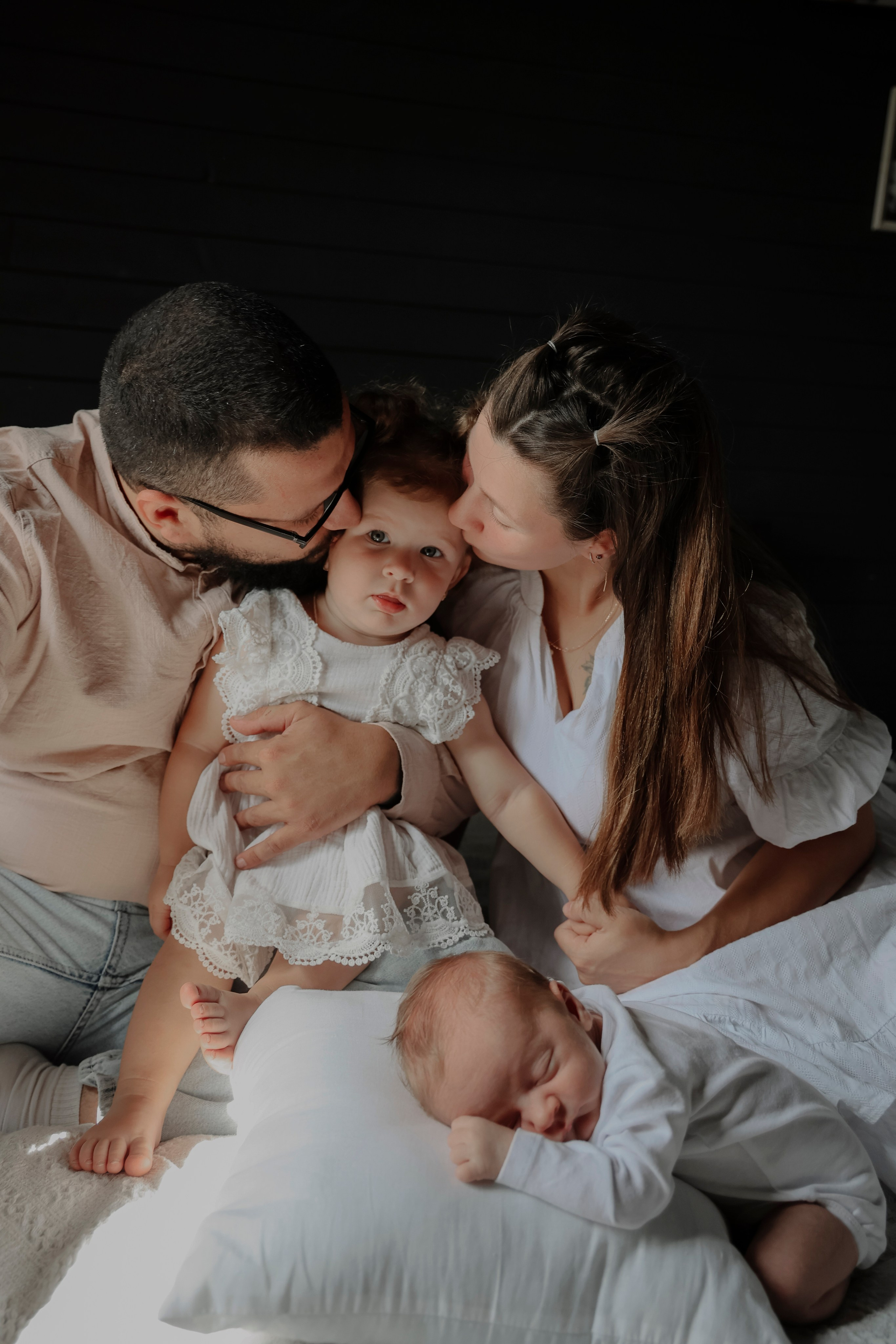 Настя Руслан София Ратмир. Фотограф новорожденных