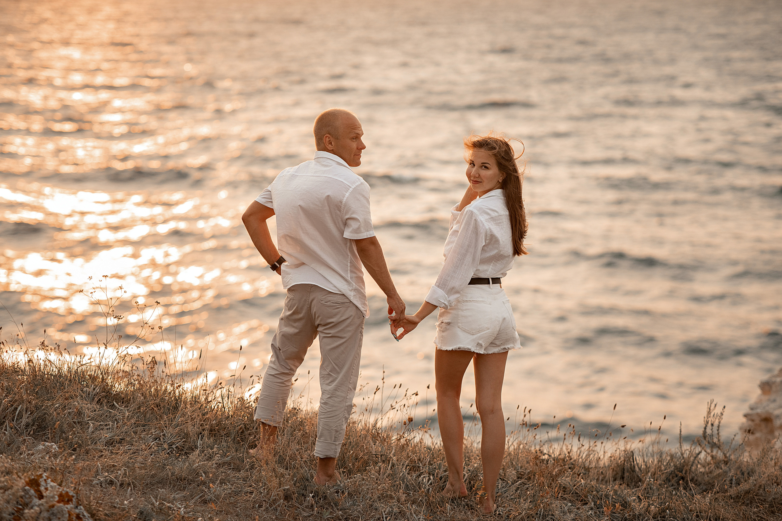 Выездные фотосессии. Съемка для влюбленных. Фотограф-стилист Крым Прокат одежды в Крыму. Фотосессии в Крыму