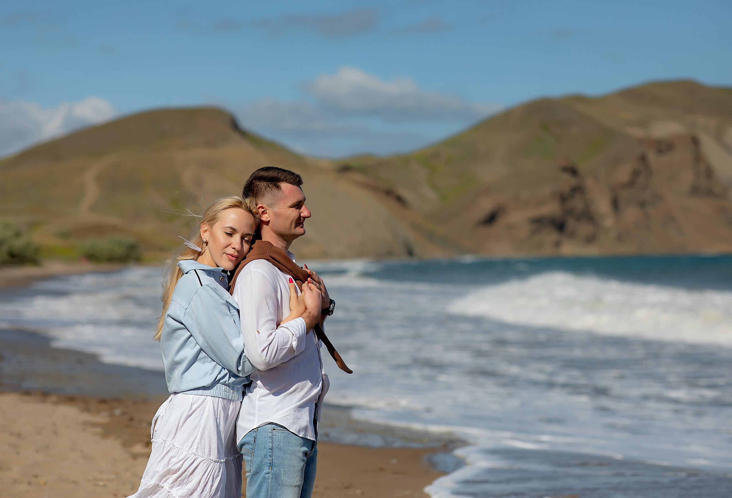 Выездные фотосессии. Съемка для влюбленных. Фотограф-стилист Крым Прокат одежды в Крыму. Фотосессии в Крыму