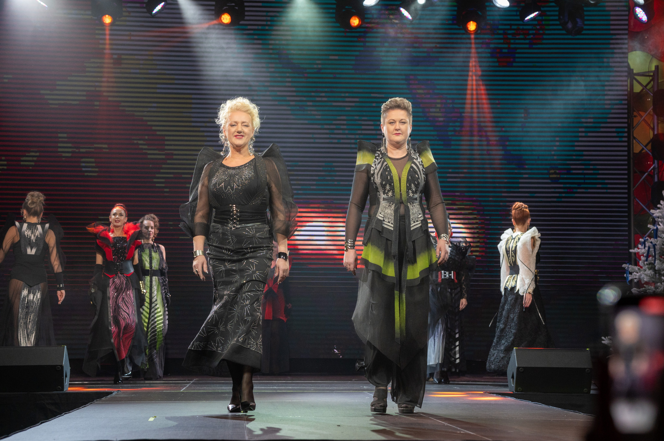 Большая новогодняя тусовка. Фотоуслуги, услуги фотографа, фотографирование важных событий