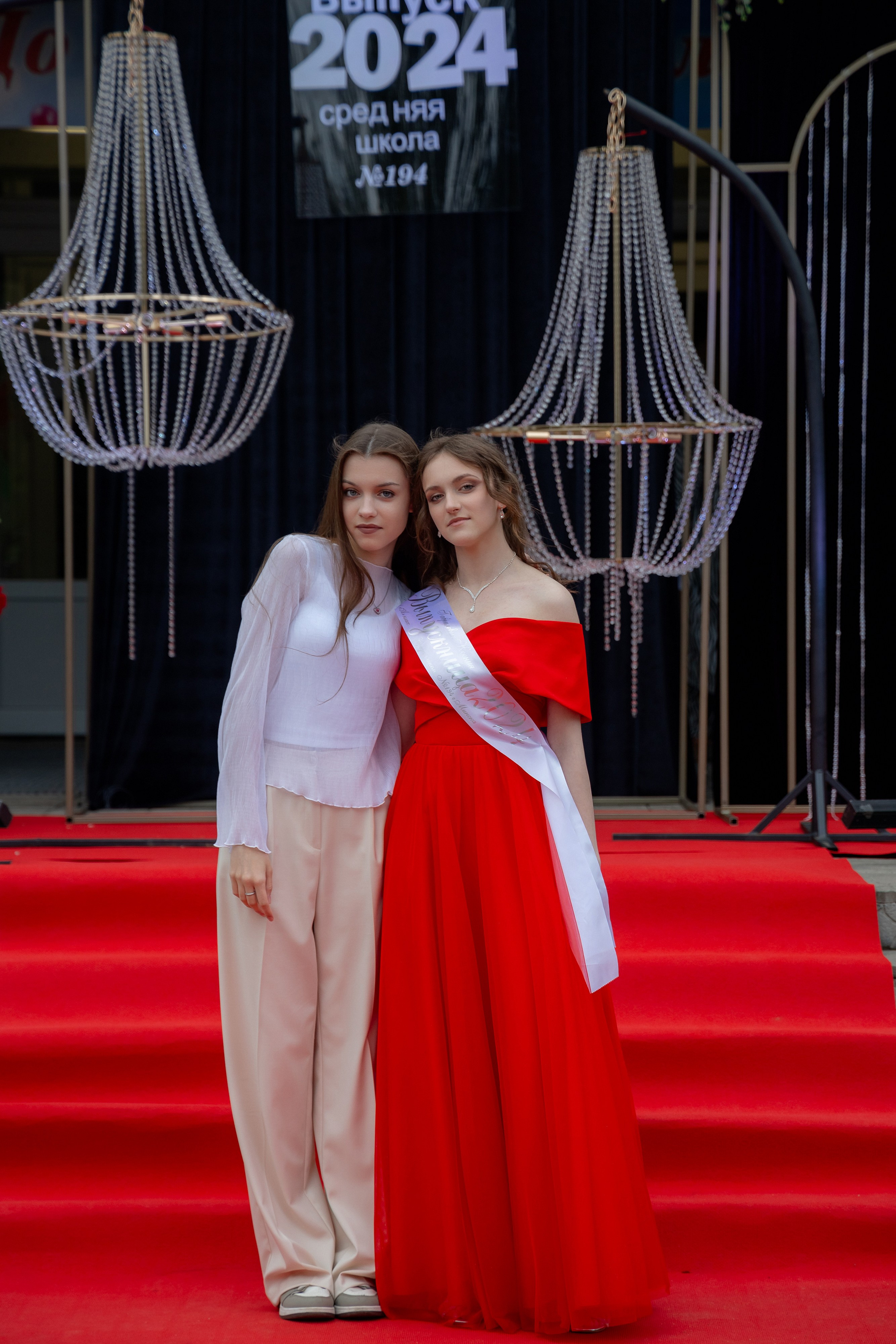 Школьный выпускной 2024 год в Соколе (Минск). Свадебный фотограф в Минске/Беларуси Сергей Спиридонов