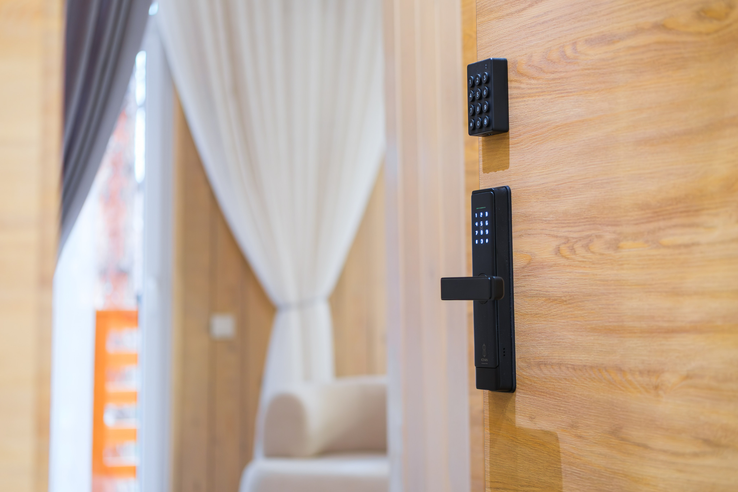 Мини-отель «Larix Hill» Терскол. Фотограф на Эльбрусе • Роман Шатхин