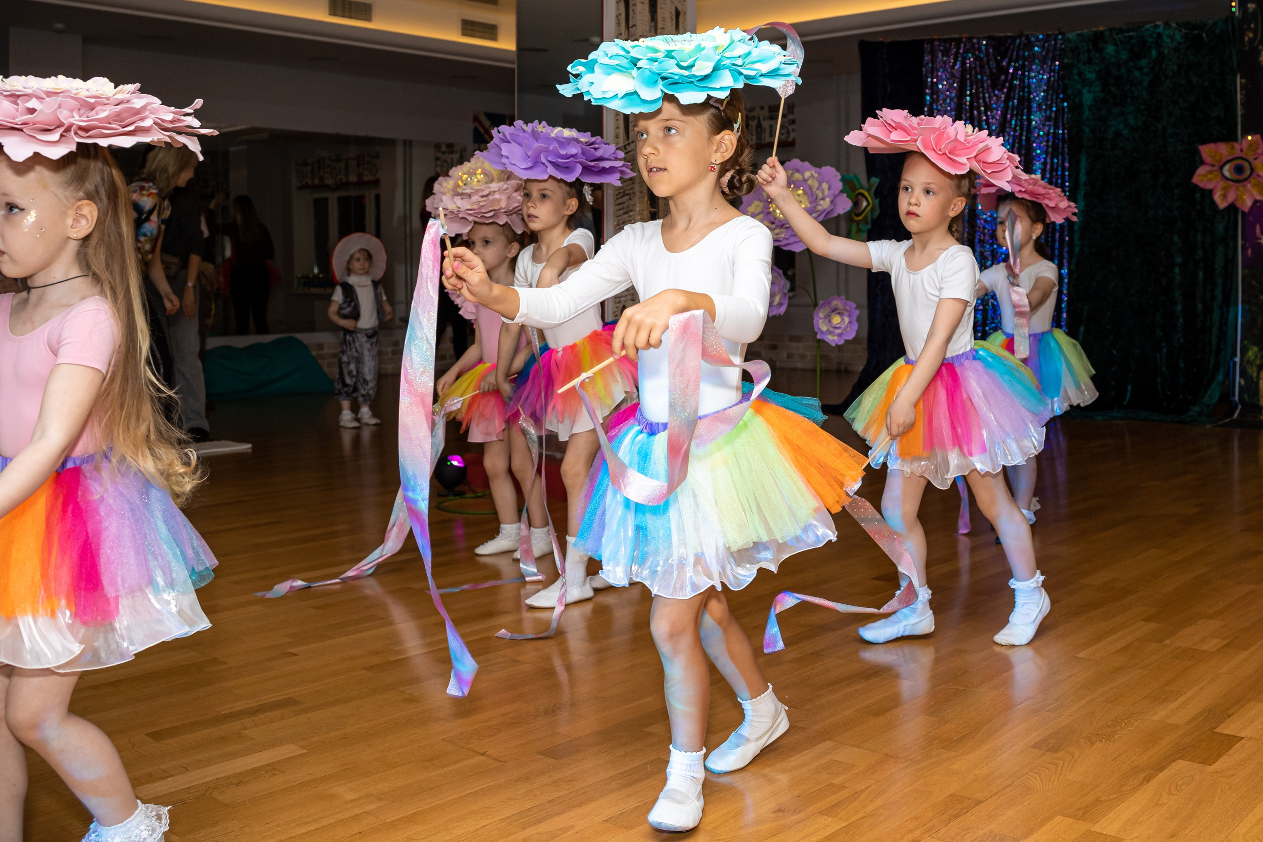 Фотосъемка детского выступления «Алиса в стране чудес». Ирина Носова - семейный и детский фотограф