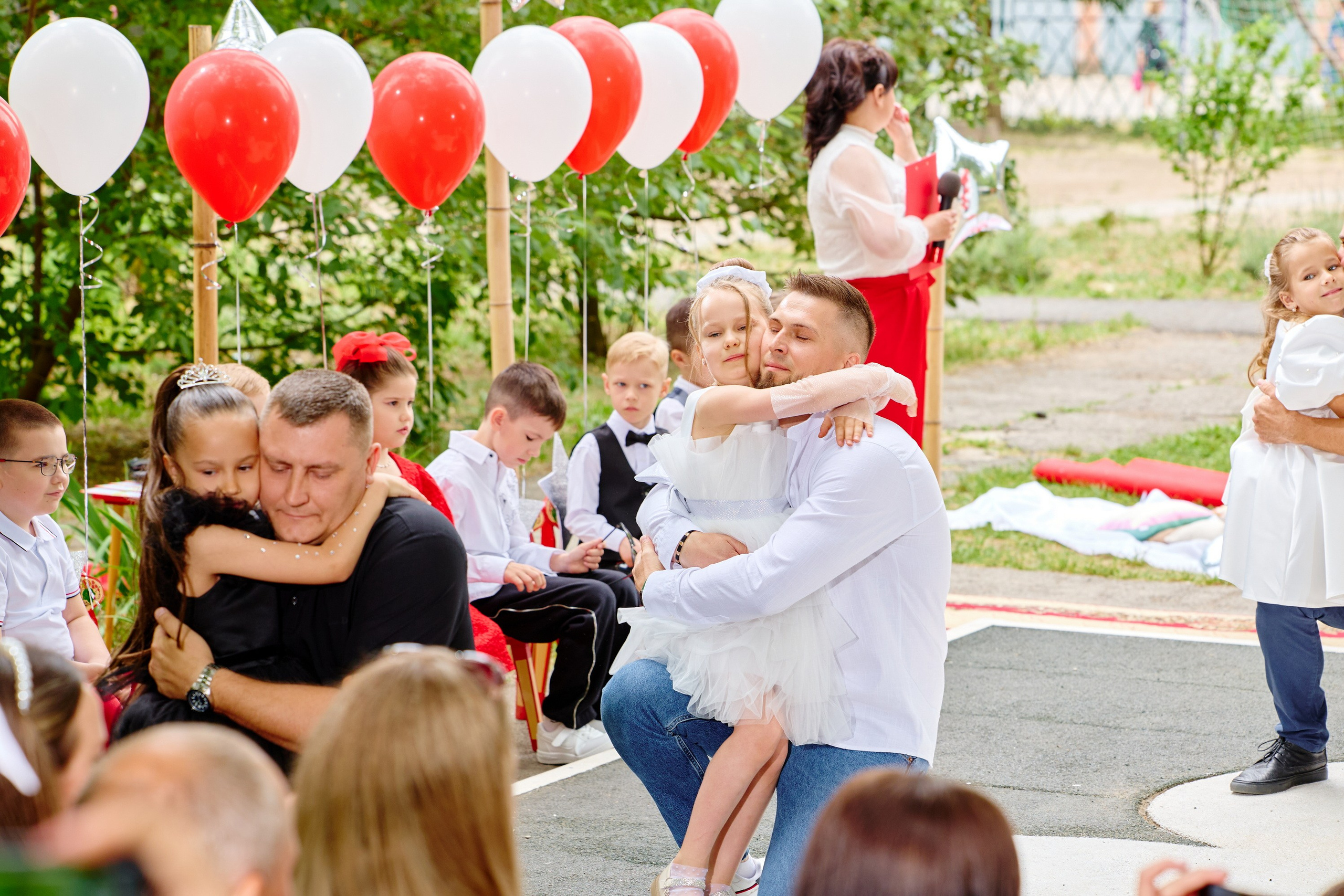 Выпускной 45 сад. Фотограф Выпускные альбомы Таганрог Сергей Коробченко