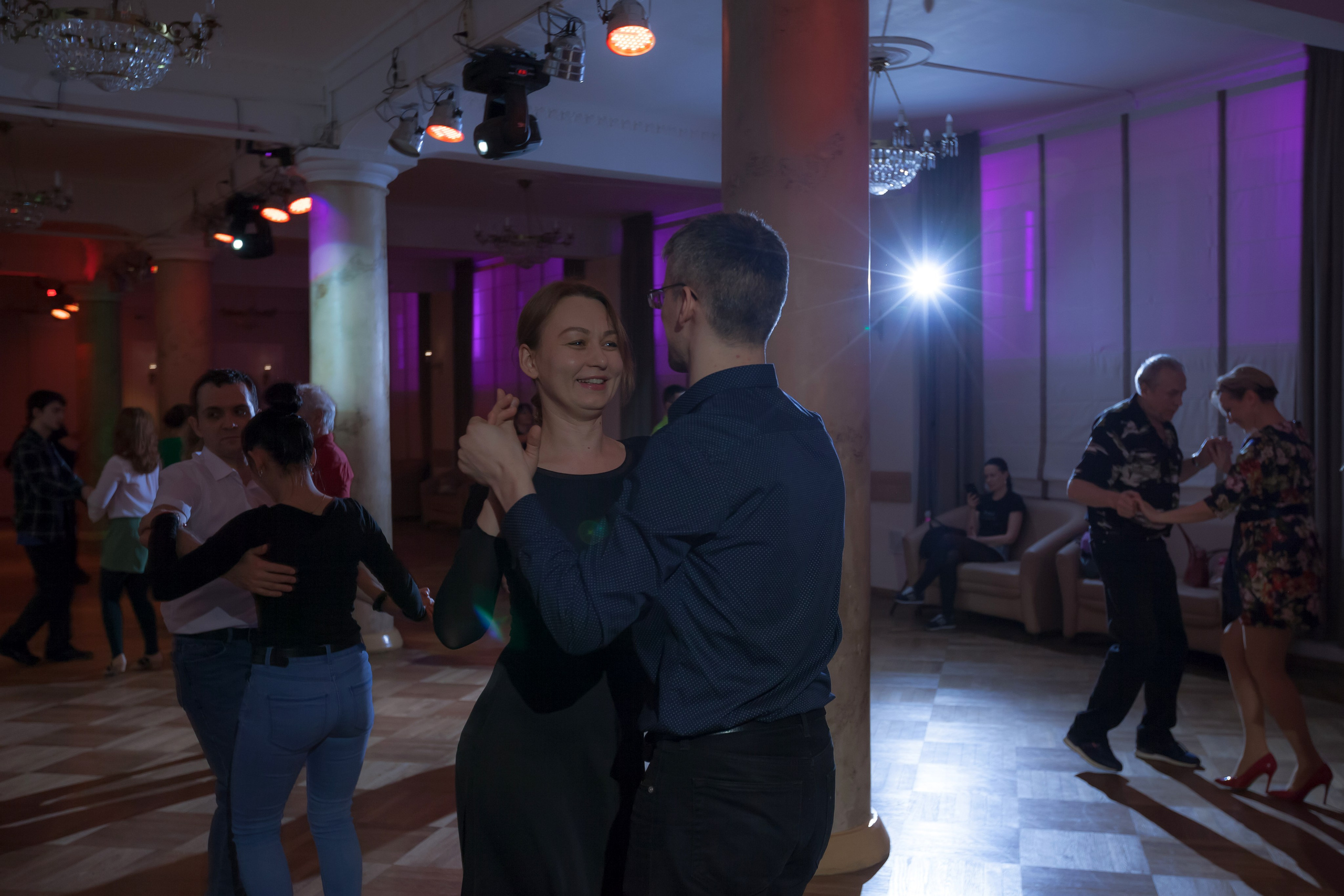 Вечер бачаты. Семейный и предметный фотограф Мария Львова Санкт-Петербург flitphoto