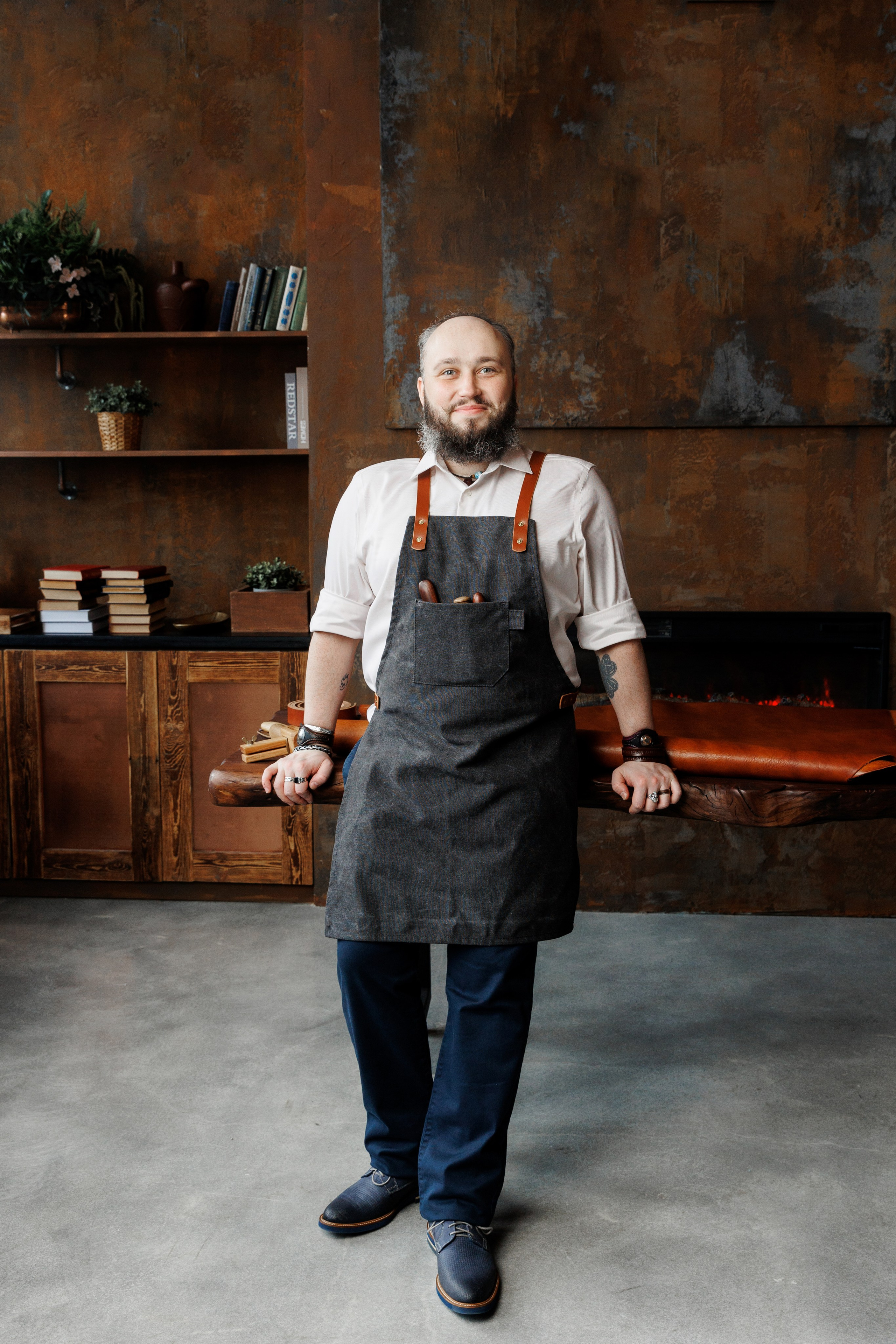 Андрей мастер по работе с кожей. Фотограф Щелково/ Москва Татьяна Жучкова