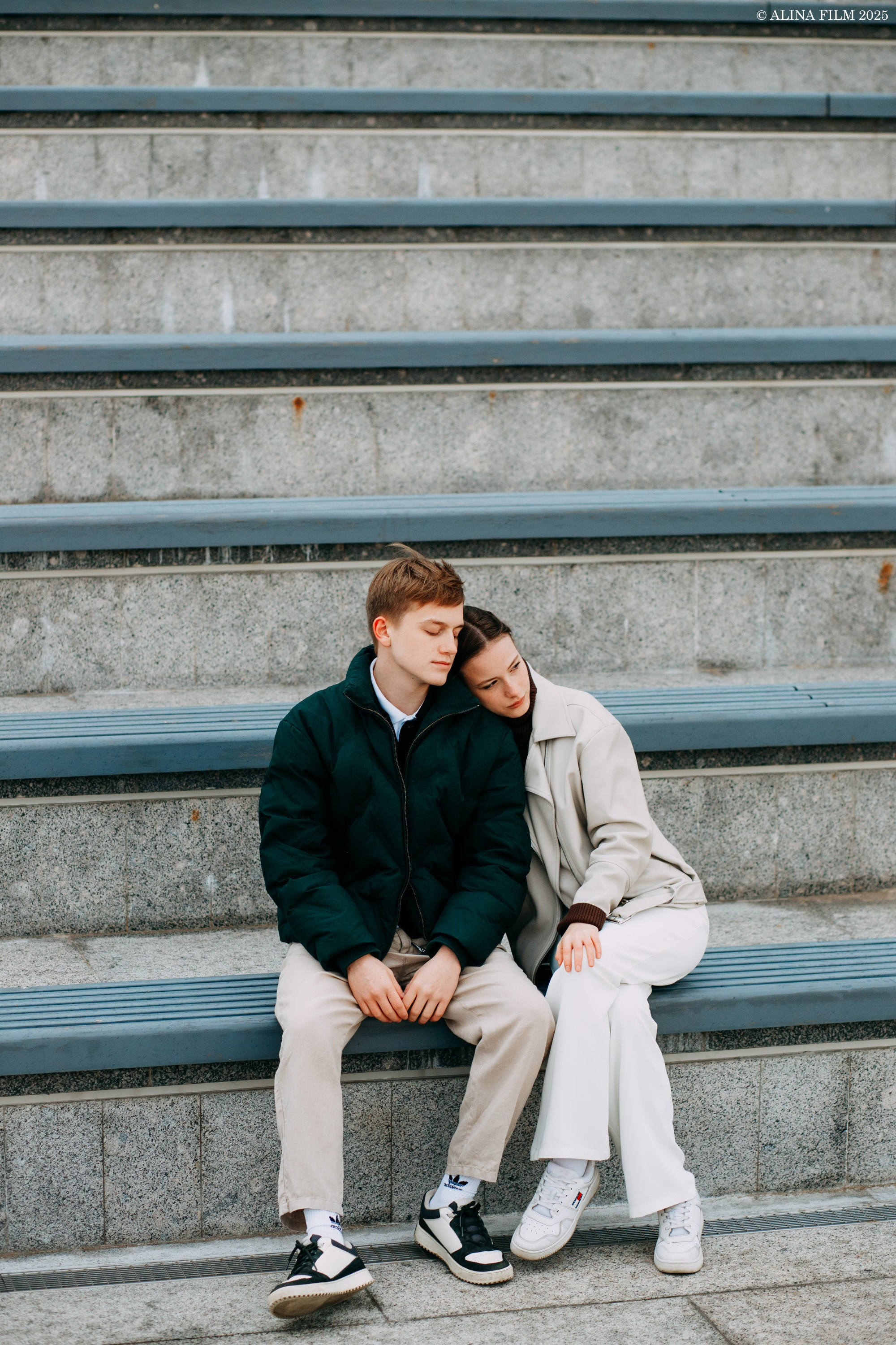 Фотосессия у Лахты (лавстори). Фотограф в Санкт-Петербурге Alina Film