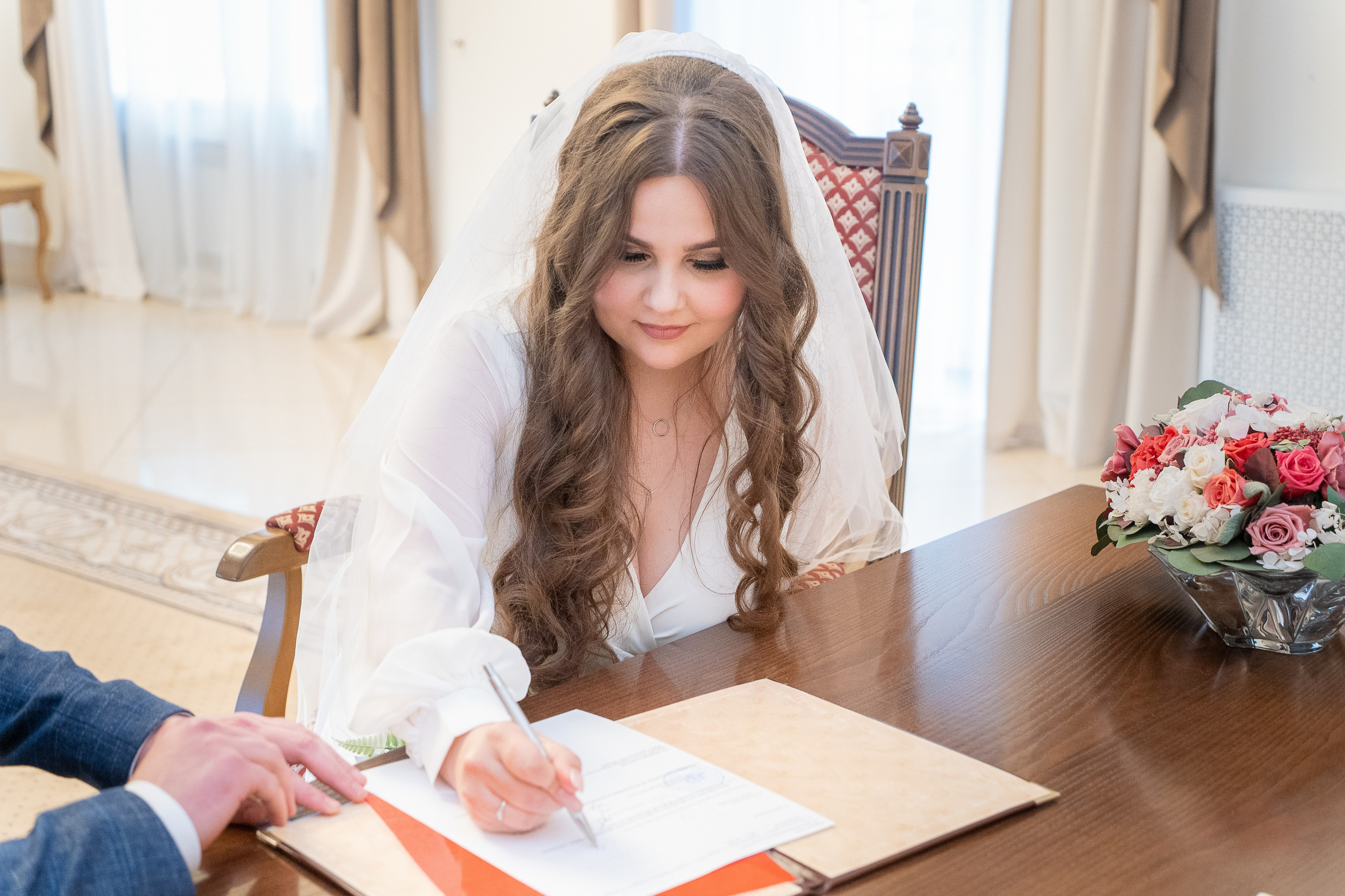 Таня и Вова. Регистрация и прогулка. Репортажный и интерьерный фотограф Александра Солдатова