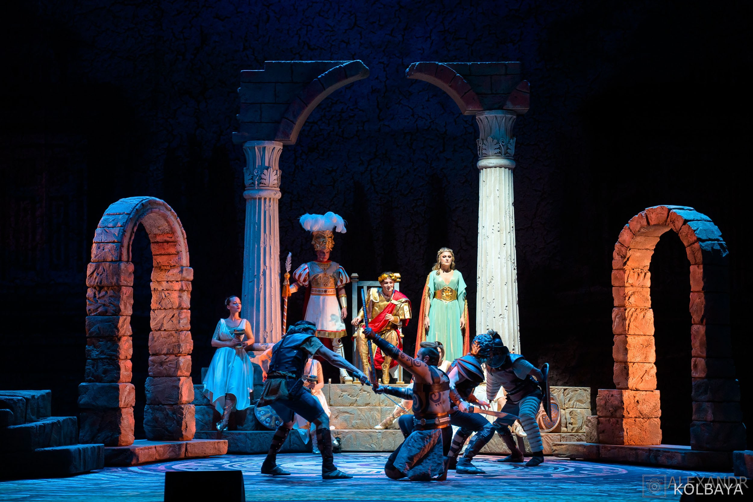 Фоторепортаж со спектакля Гладиатор в Театре Терезы Дуровой. Концертный и театральный репортажный фотограф в Москве Александр Колбая