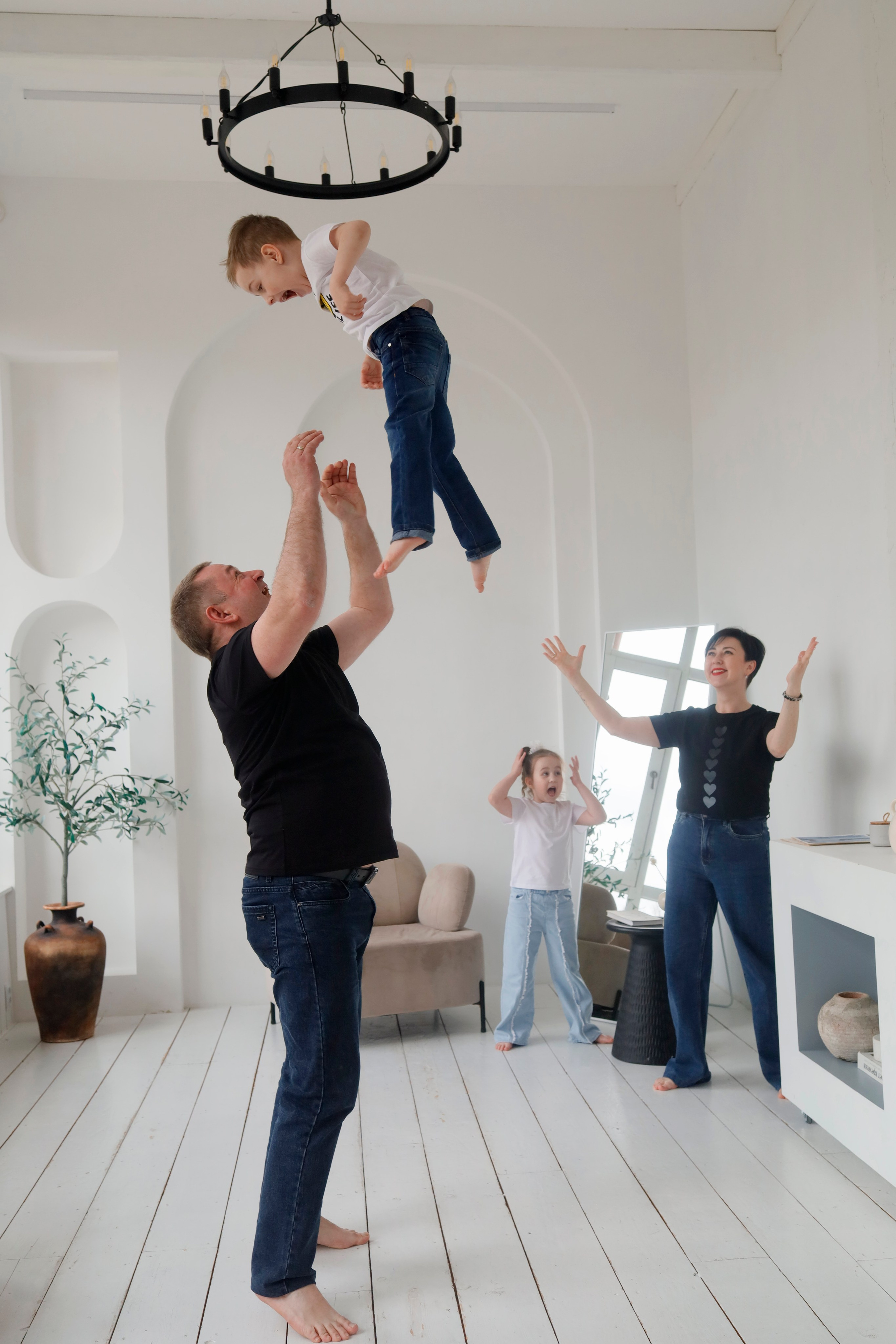 Семейные фотосессии в студии!. Семейный и детский фотограф Майя Гришина