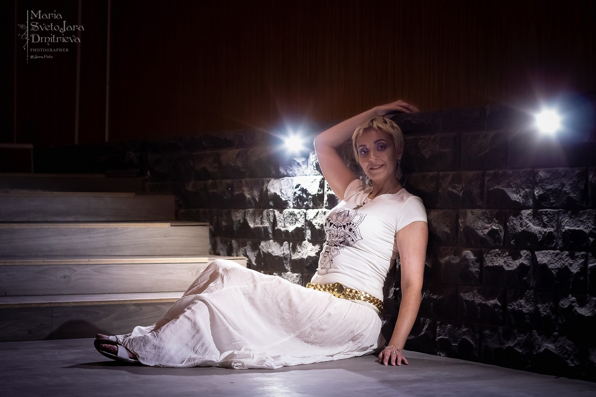 Оля: прогулка по ночному Симферополю. Фотограф в Симферополе и Крыму — Мария СветоЯра Дмитриева | Индивидуальные и семейные съёмки