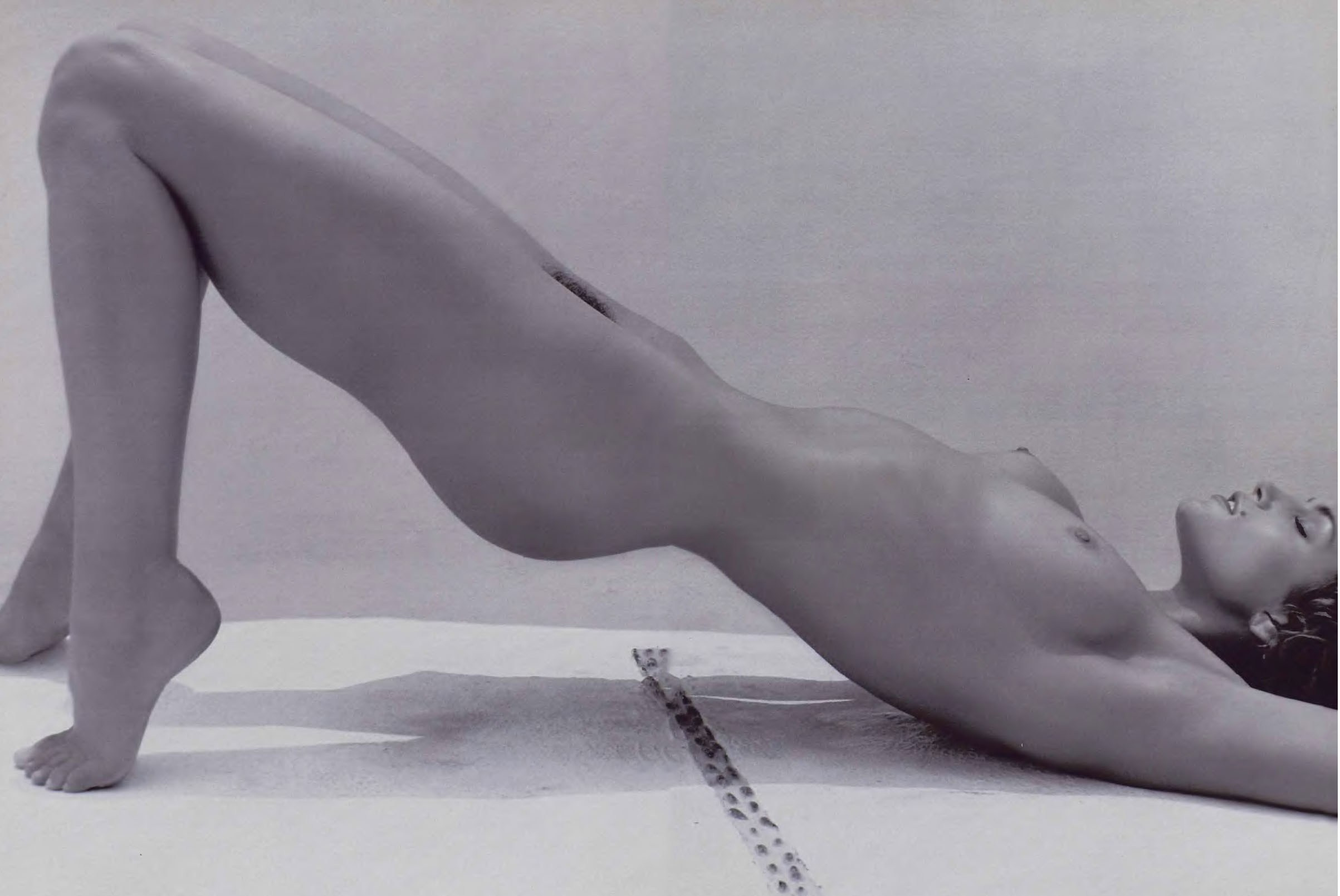 Синди Кроуфорд. Фотосессия в стиле ню 006