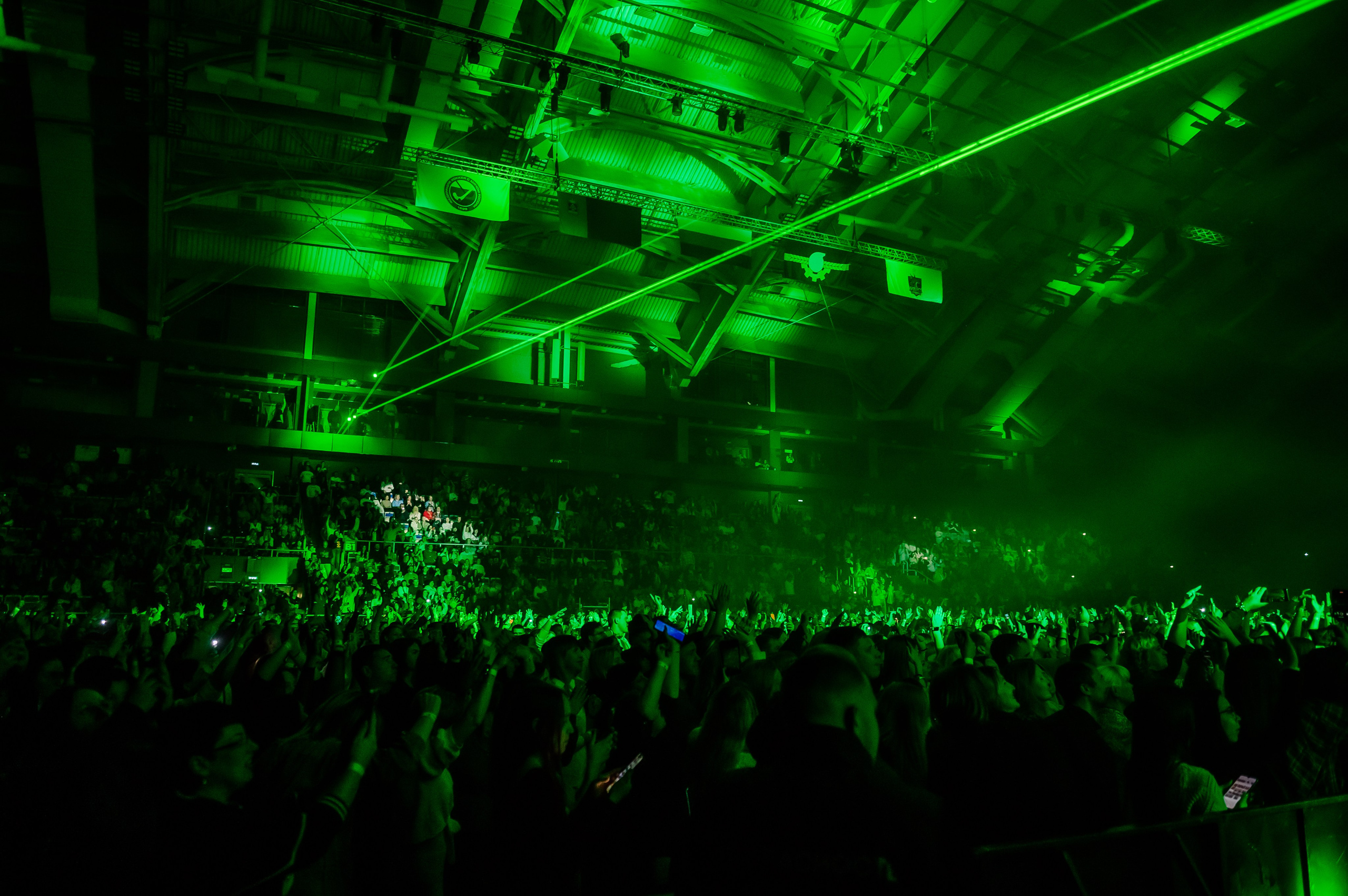 Руки вверх в Ледовом Дворце 15.11.2025. Детский фотограф, семейный фотограф и репортажи в Кемерово